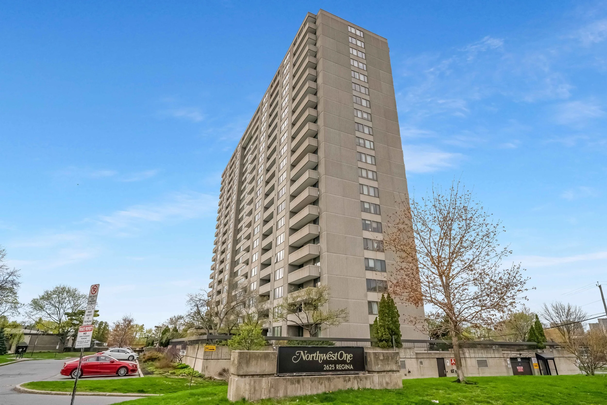 2625 Regina Street Apartment For Sale in Ottawa 