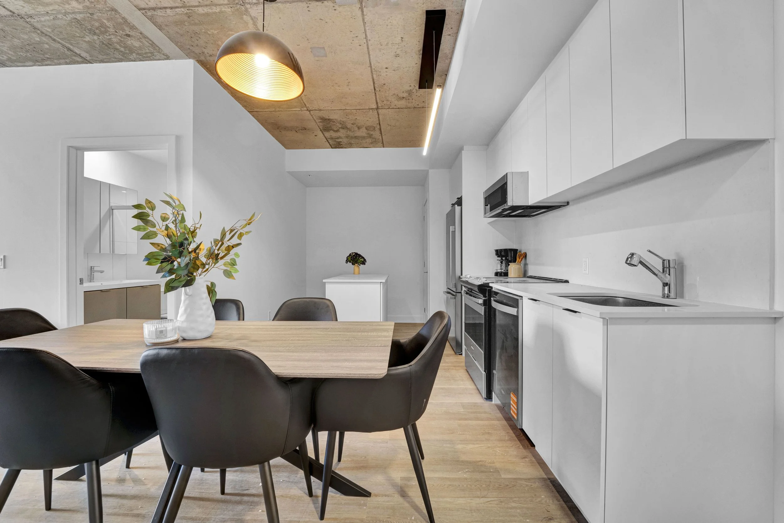 1655-Carling-Avenue-Real-Estate-Photography-NVISION-3D-42.jpg