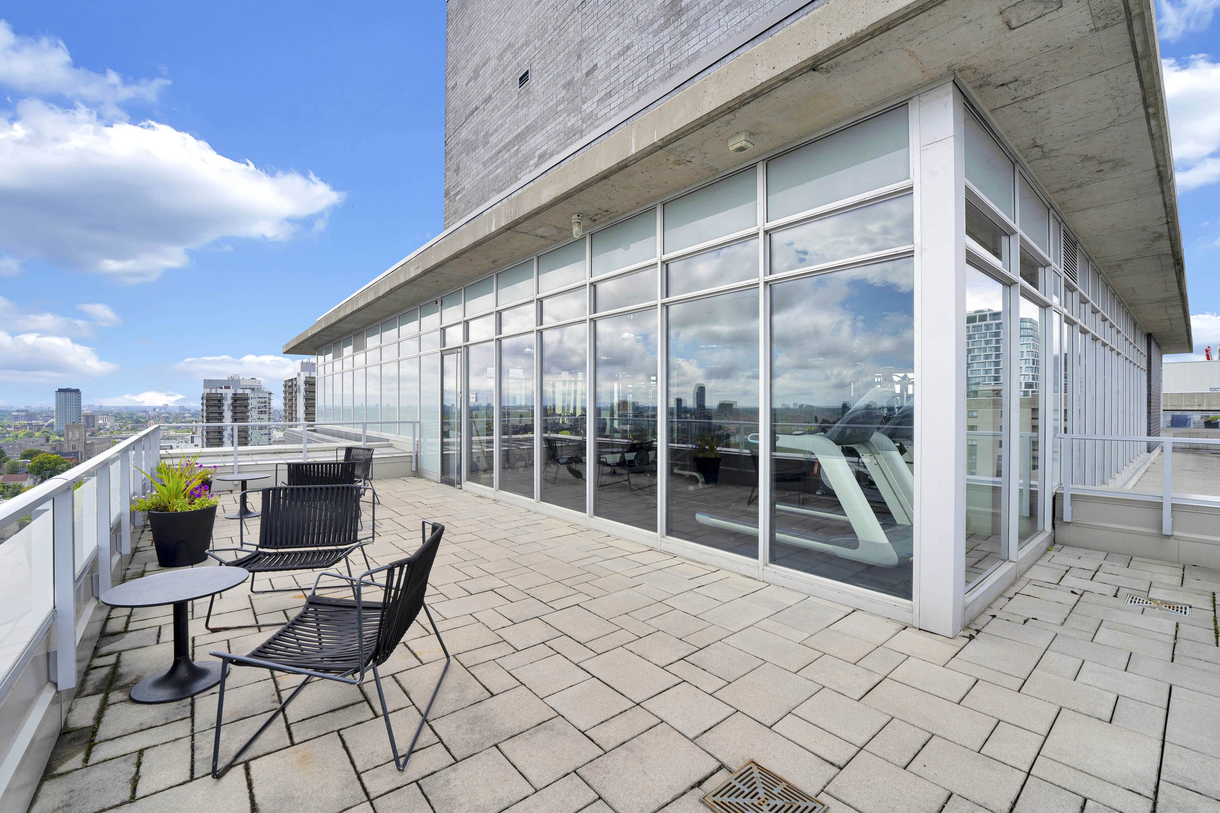 255-bay-street-unit-309