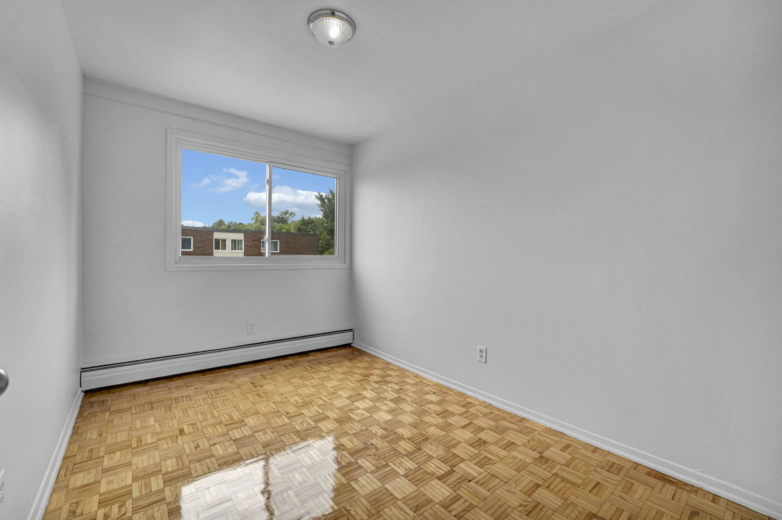 View professional interior and exterior real estate photography for 40, 45, and 55 Charles-Albanel apartment residences in Mont-Bleu, captured by Nvision 3D. See high-quality visuals that showcase multi-family rental properties.