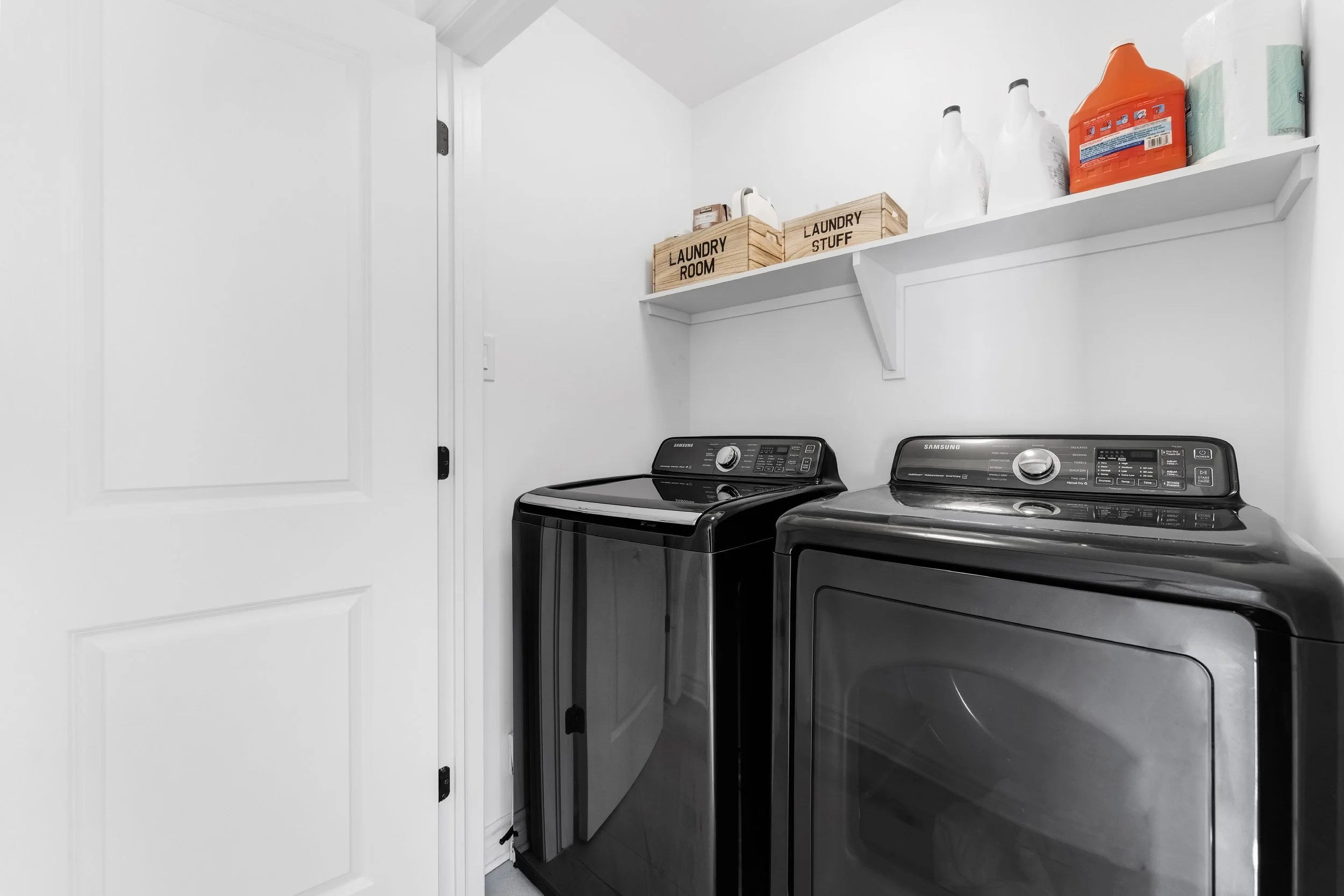 NVISION-3D-Real-Estate-Media-Ottawa-808-chipping-circle-34.jpg