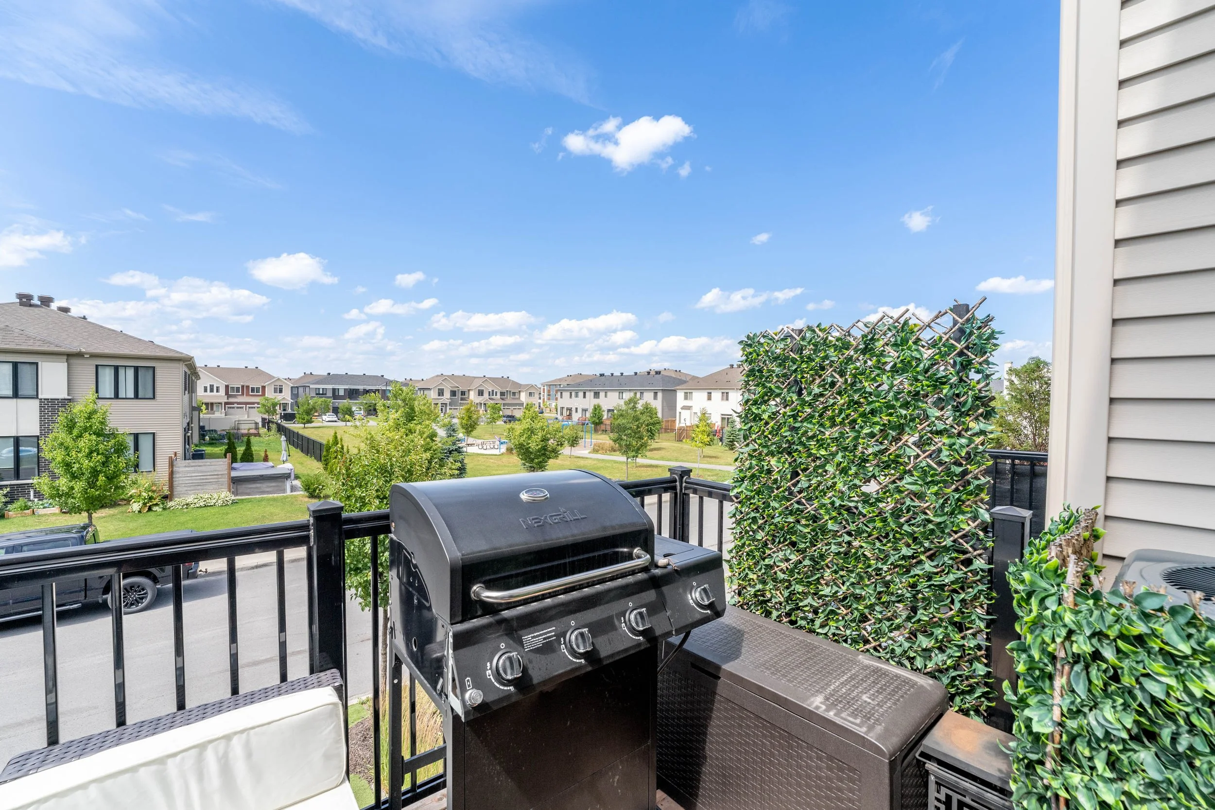 Ottawa Airbnb Photography 618 Bellatrix Walk