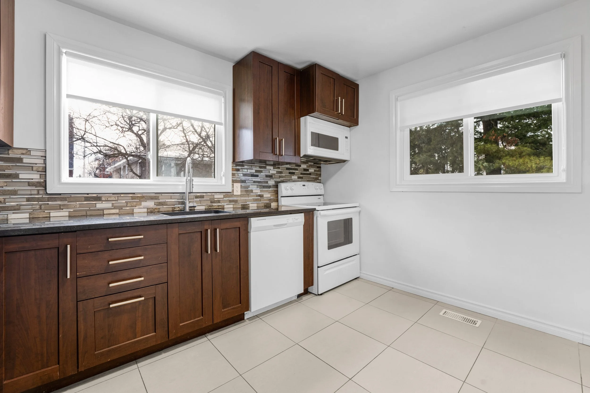Ottawa Ontario Walkley Road Real Estate Photography