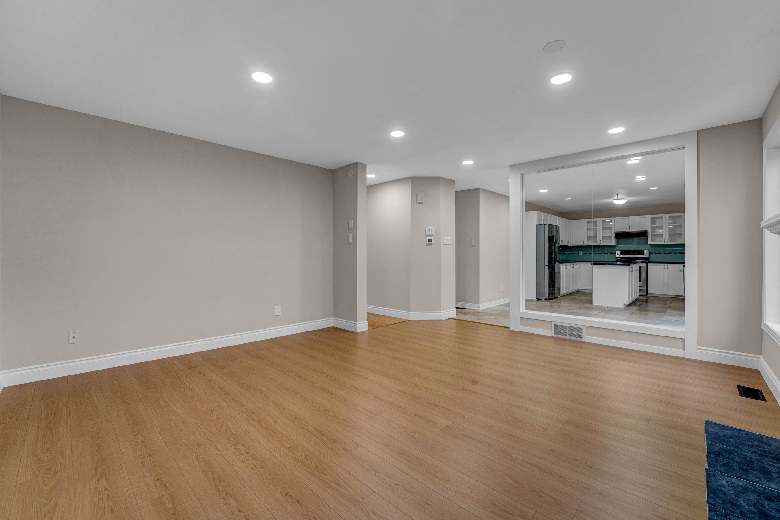 Ottawa-Real-Estate-Photography-945-Cahil-Drive-West-nvision3d-7.jpg