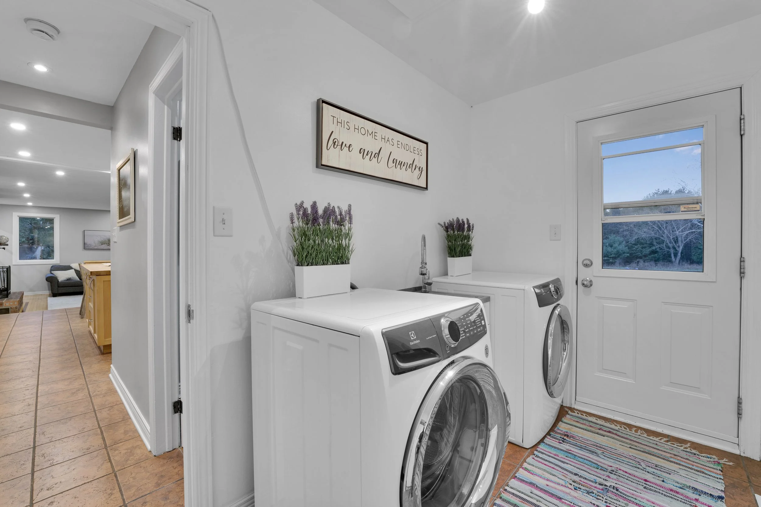 NVISION-3D-Real-Estate-Media-Ottawa-2529-Marshwood-Road-Sophia-47.jpg