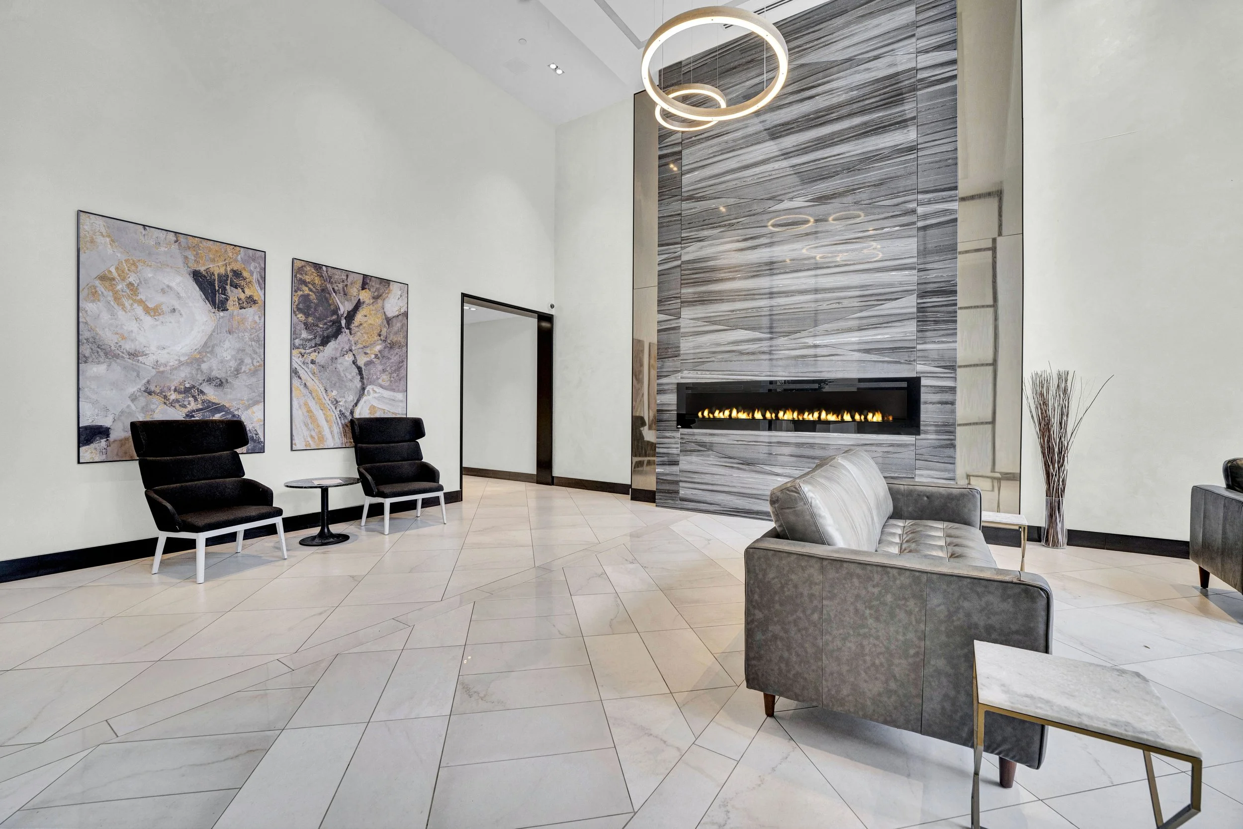 255-bay-street-unit-309-lobby