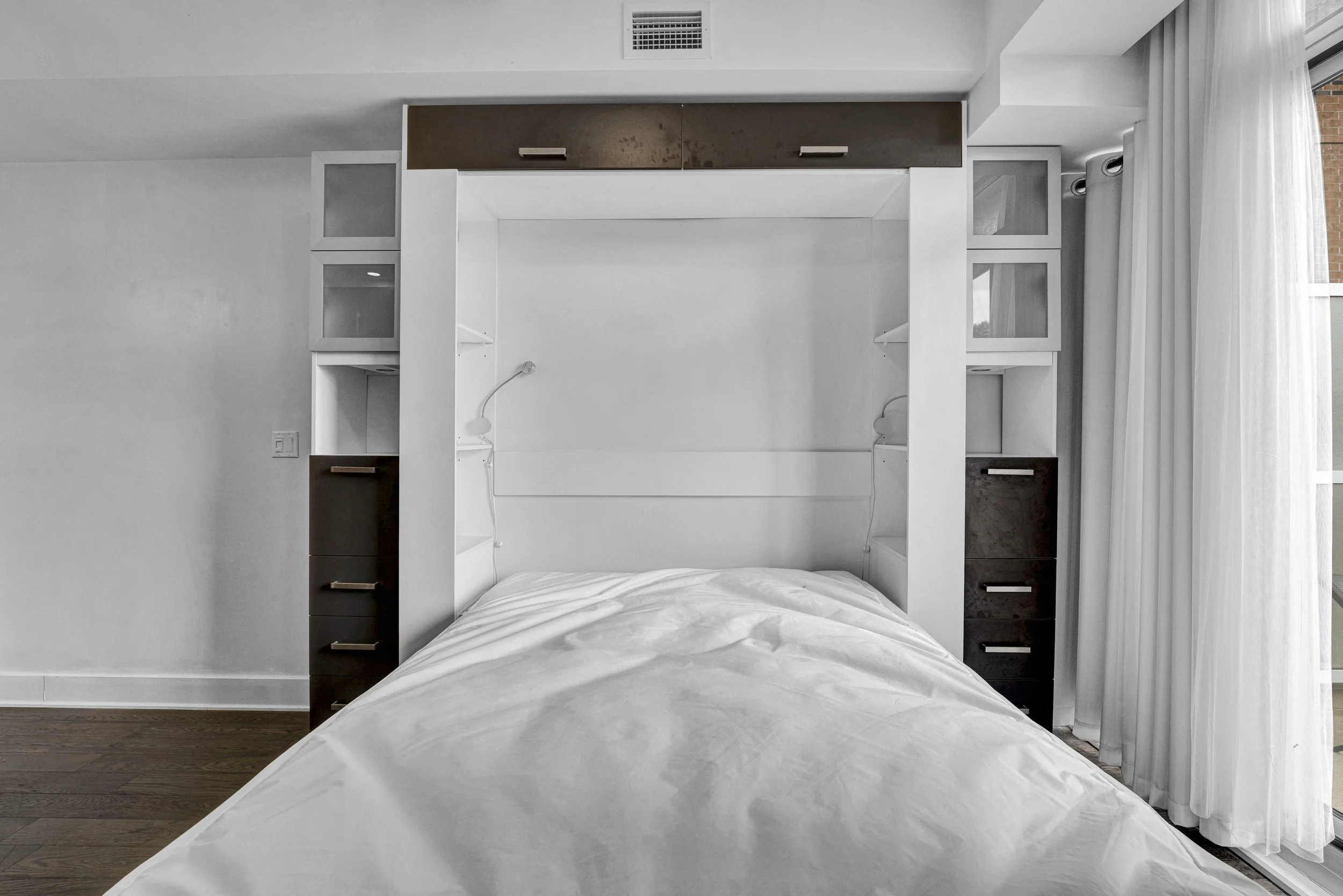 255-bay-street-unit-309-bedroom