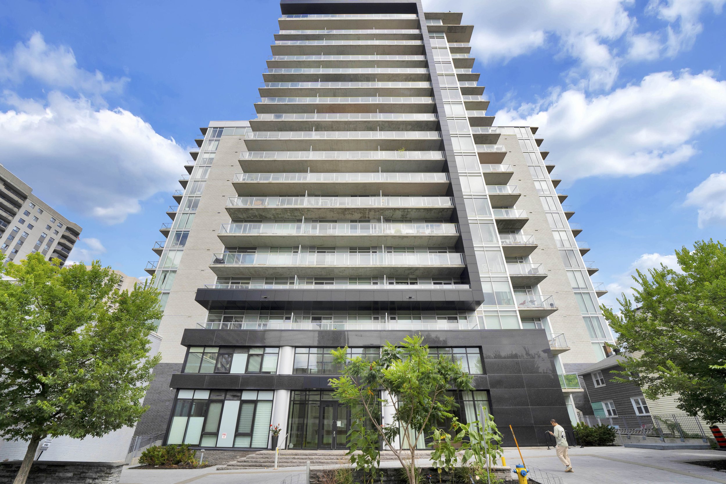 255-bay-street-unit-309-entrance