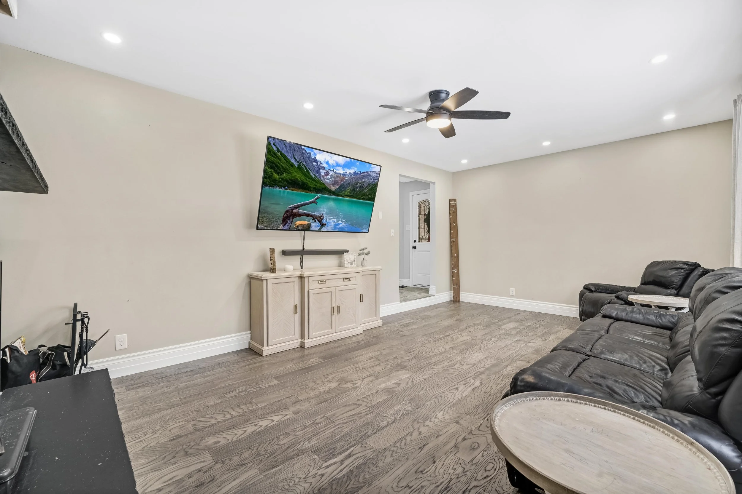 387 Campbell Side Road Real Estate Photography Lanark County NVISION 3D