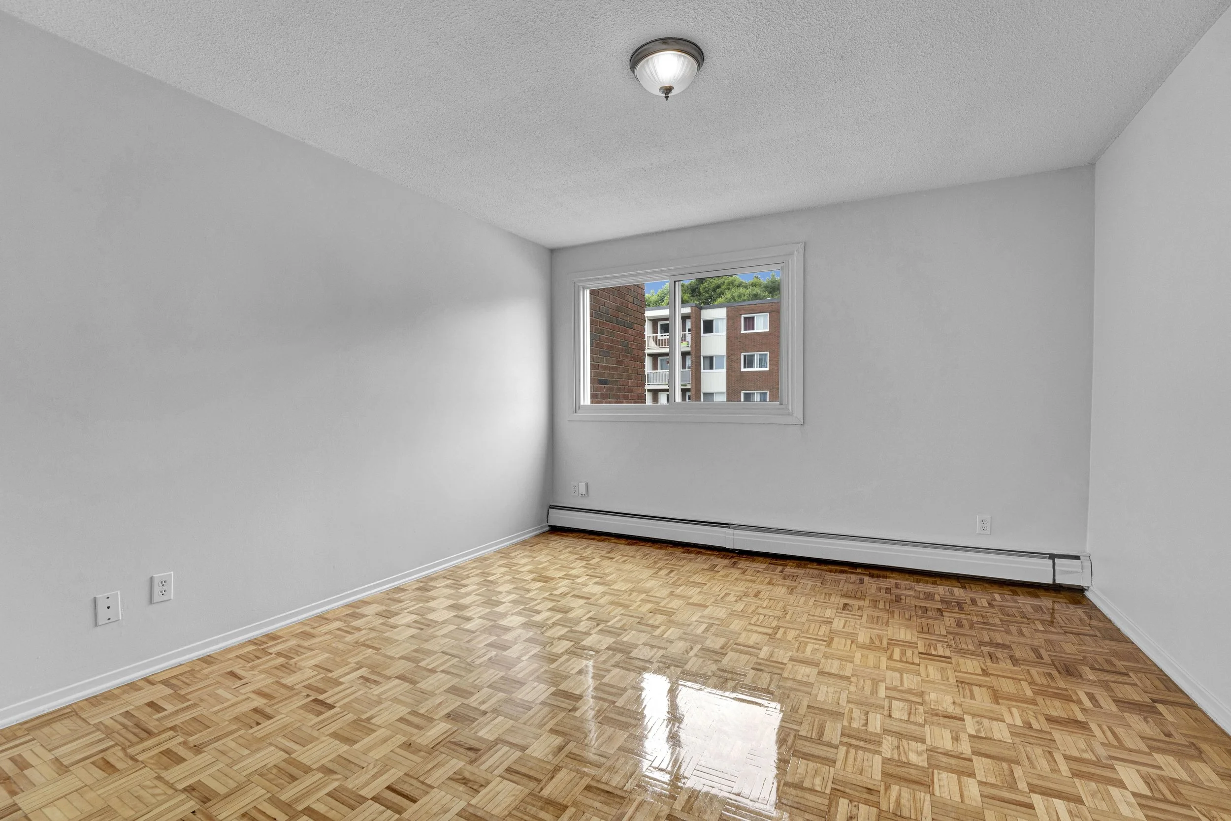 Welcome to the photography portfolio for 40, 45, and 55 Charles-Albanel, located in the Mont-Bleu area. Captured by Nvision 3D, this visual gallery highlights the interior layouts, finishes, unit spaces, and common areas of these modern multi-family 