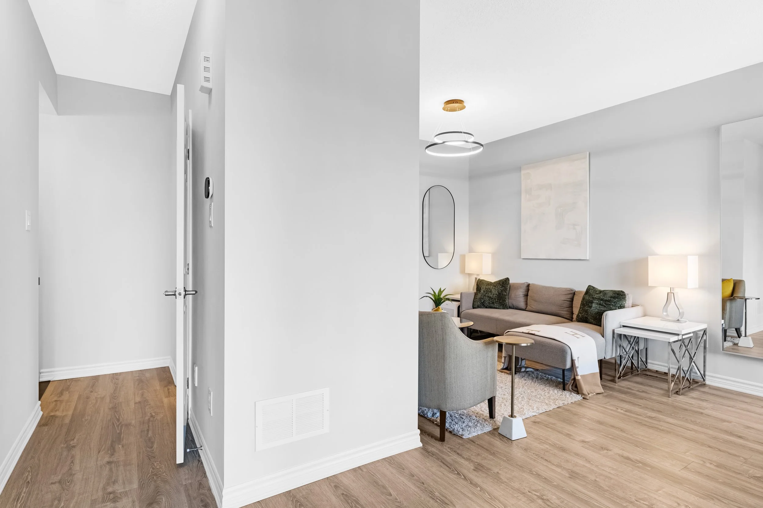 Ottawa Airbnb Photography 618 Bellatrix Walk