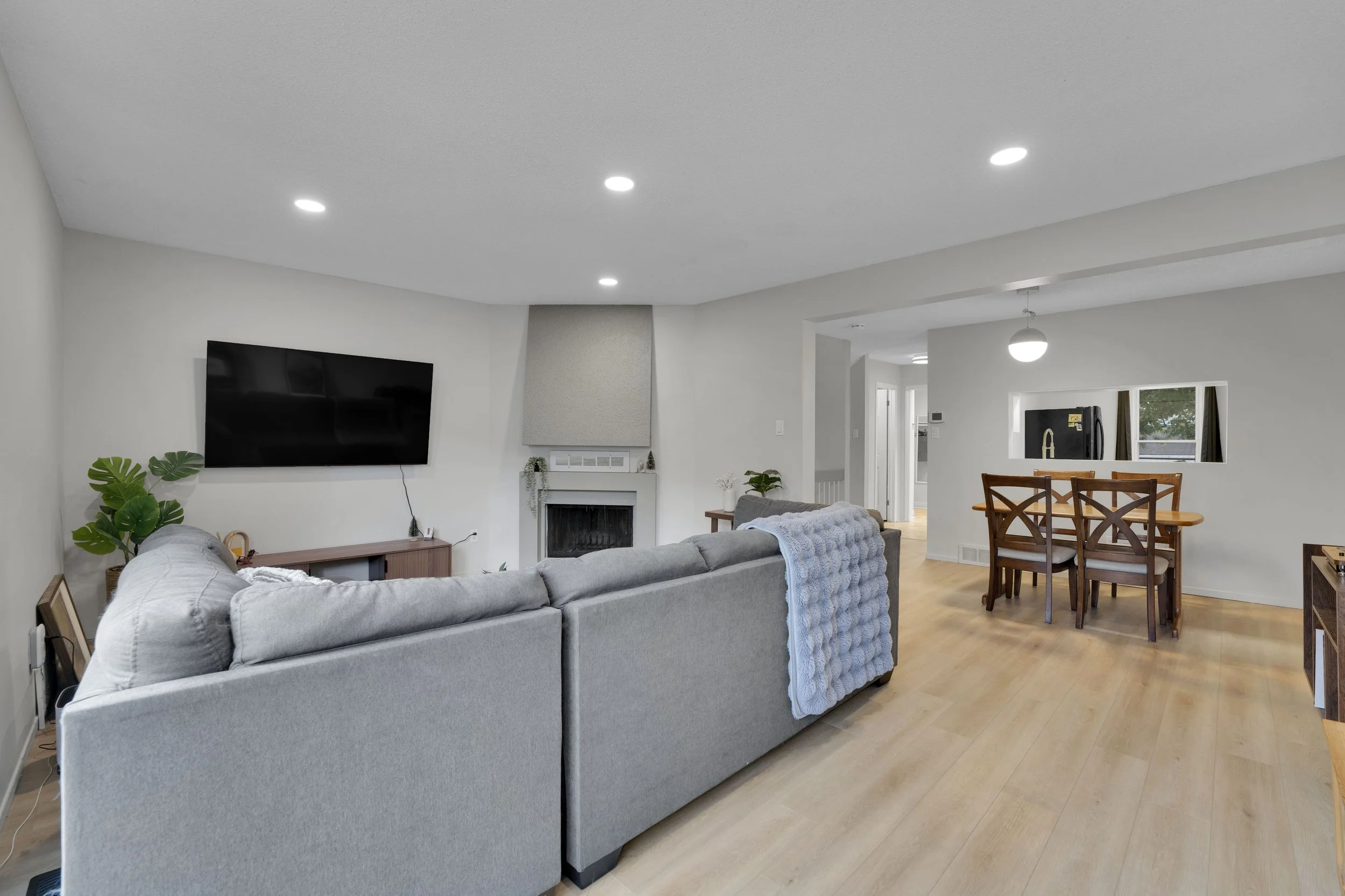 nvision-3d-real-estate-media-ottawa-282c-dalehurst-drive (12).jpg