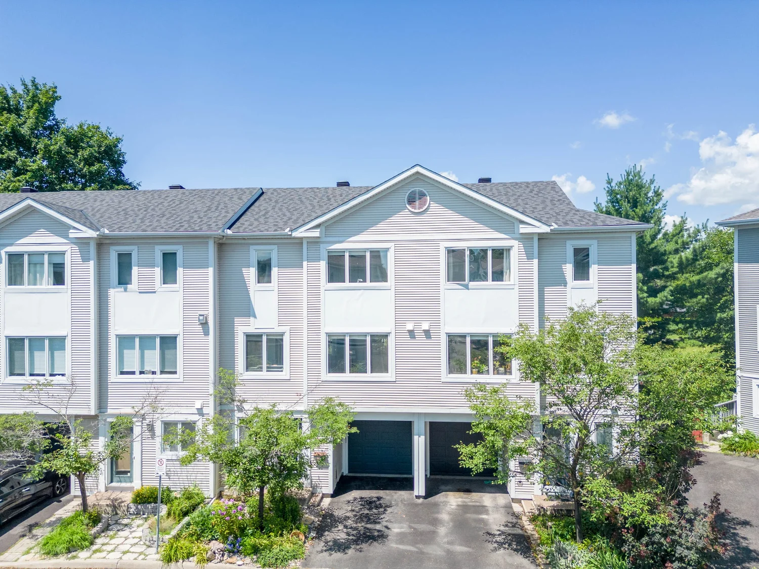 515 Burleigh Private, Carson Grove / Cyrville, Gloucester, property photography by NVISION 3D — view 3