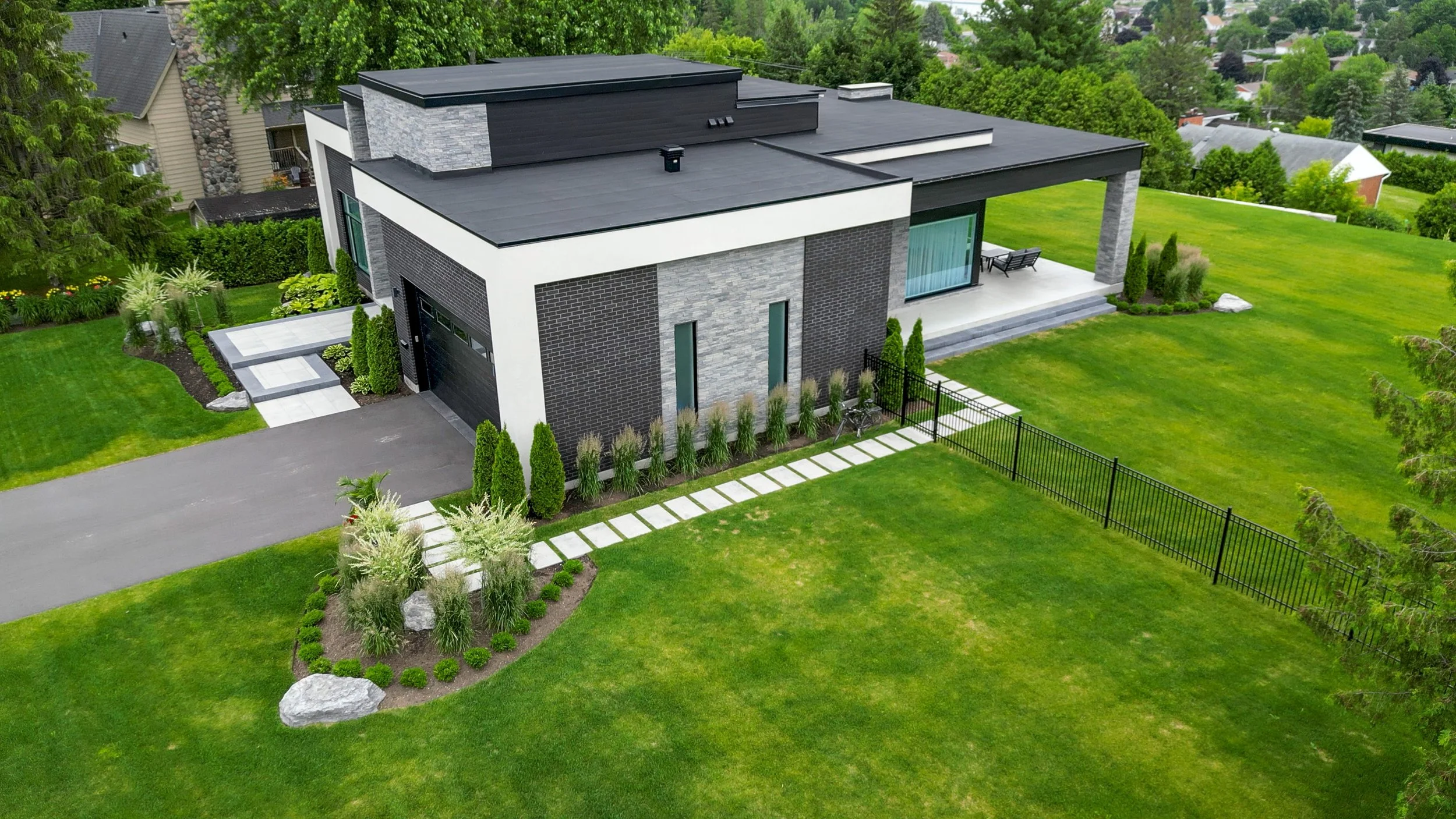 Professional real estate media for Ottawa builders and developers. Photography, 4K video, drone, 3D virtual tours, floor plans and marketing content by NVISION 3D.