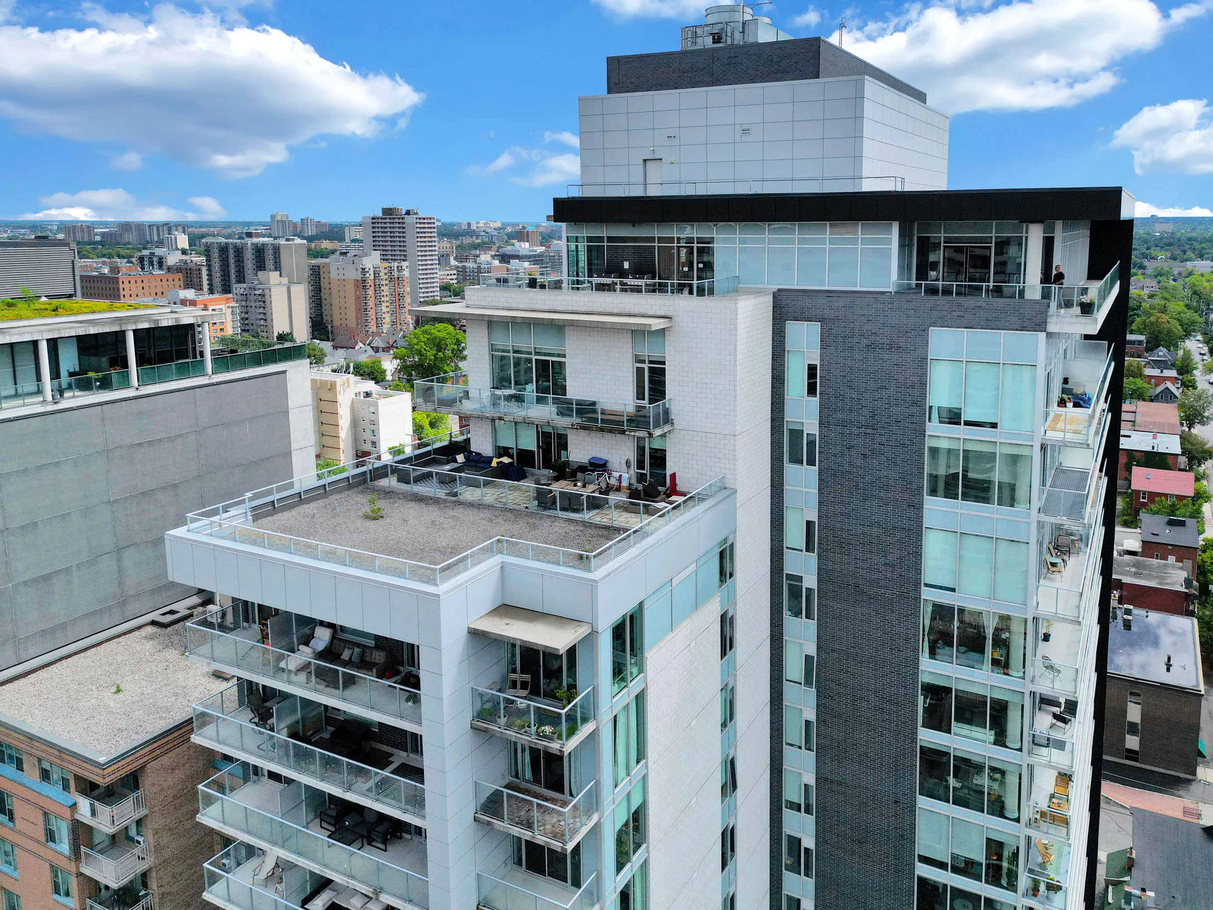255-bay-street-unit-309-drone
