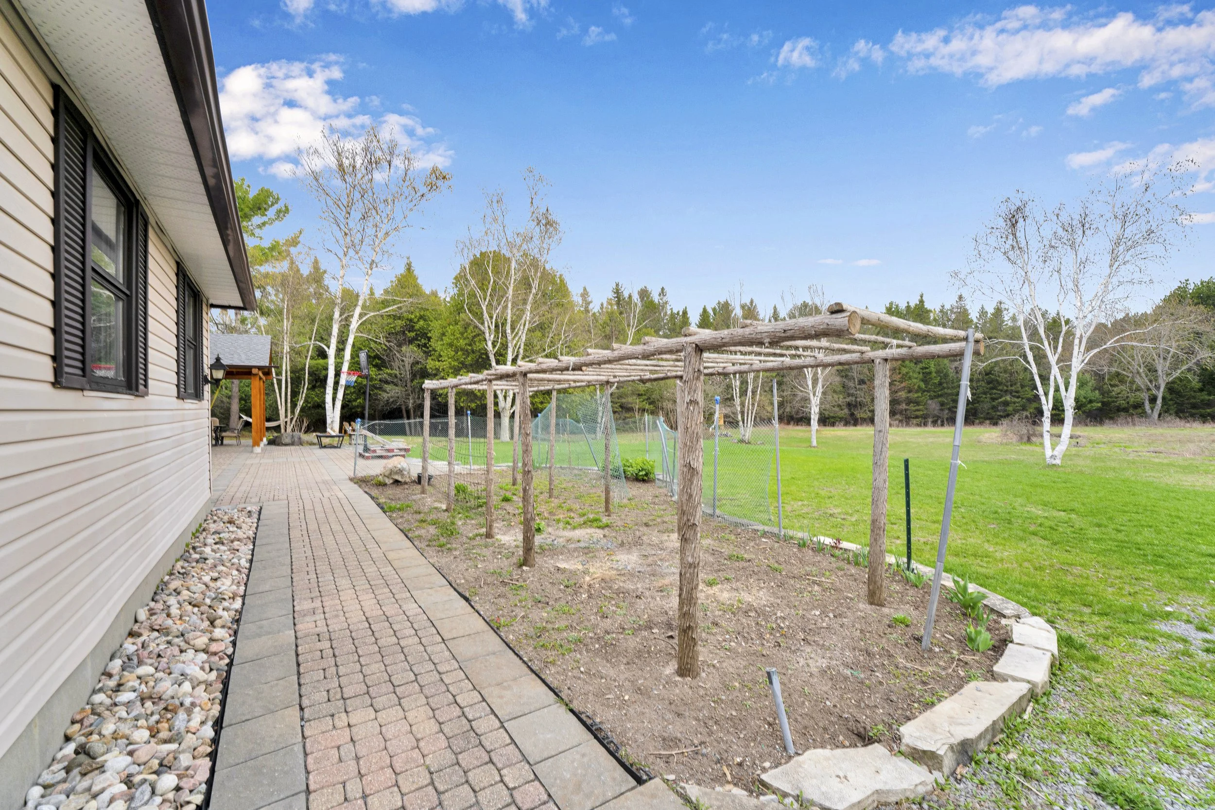 NVISION-3D-Real-Estate-Media-Ottawa-2529-Marshwood-Road-Sophia-6.jpg