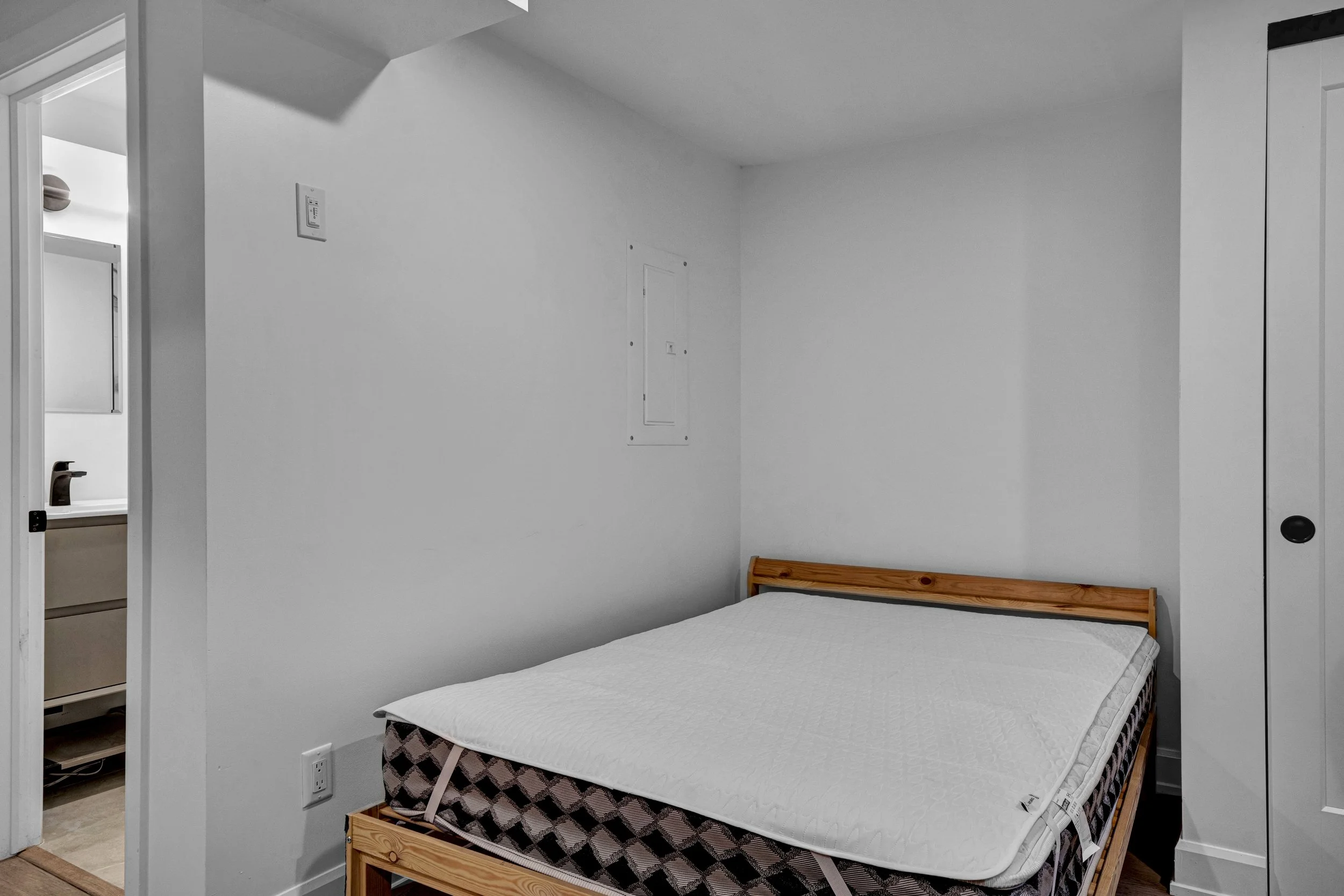 39-goulburn-avenue-sandy-hill-suite-7-7.jpg