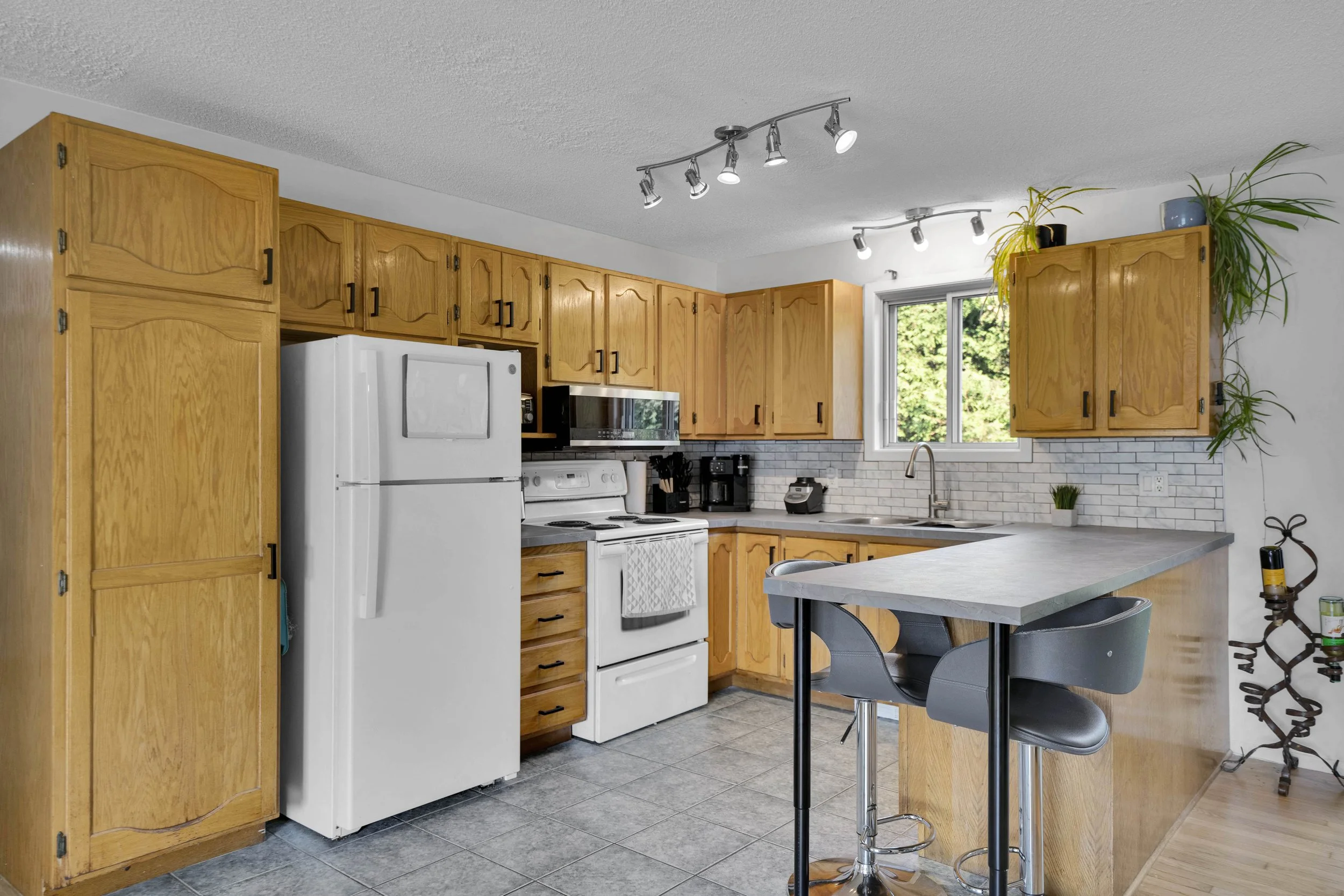 Russel Ontario Real Estate Photography