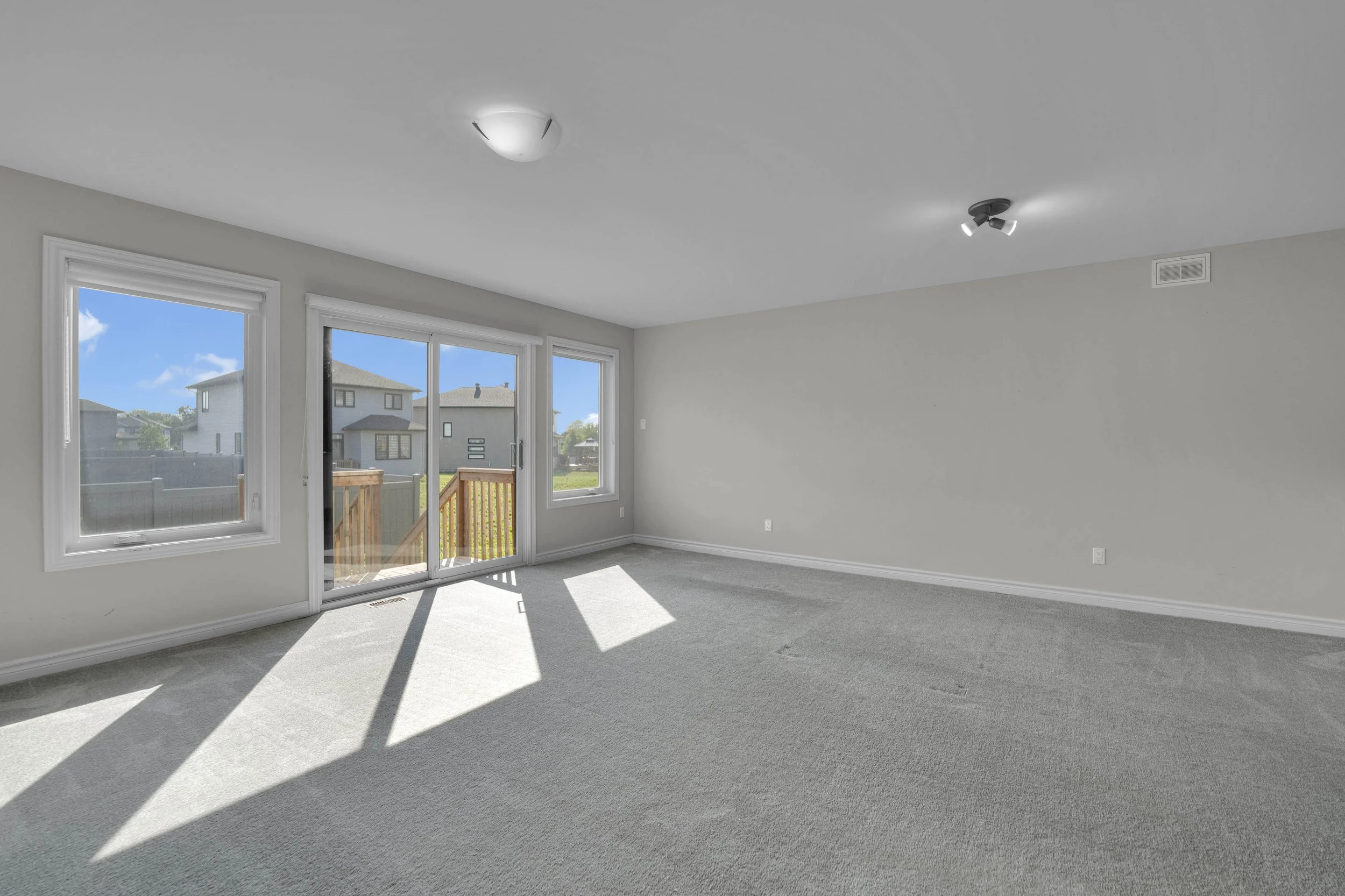 NVISION-3D-Real-Estate-Media-82-odonovan-carleton-place-13.jpg