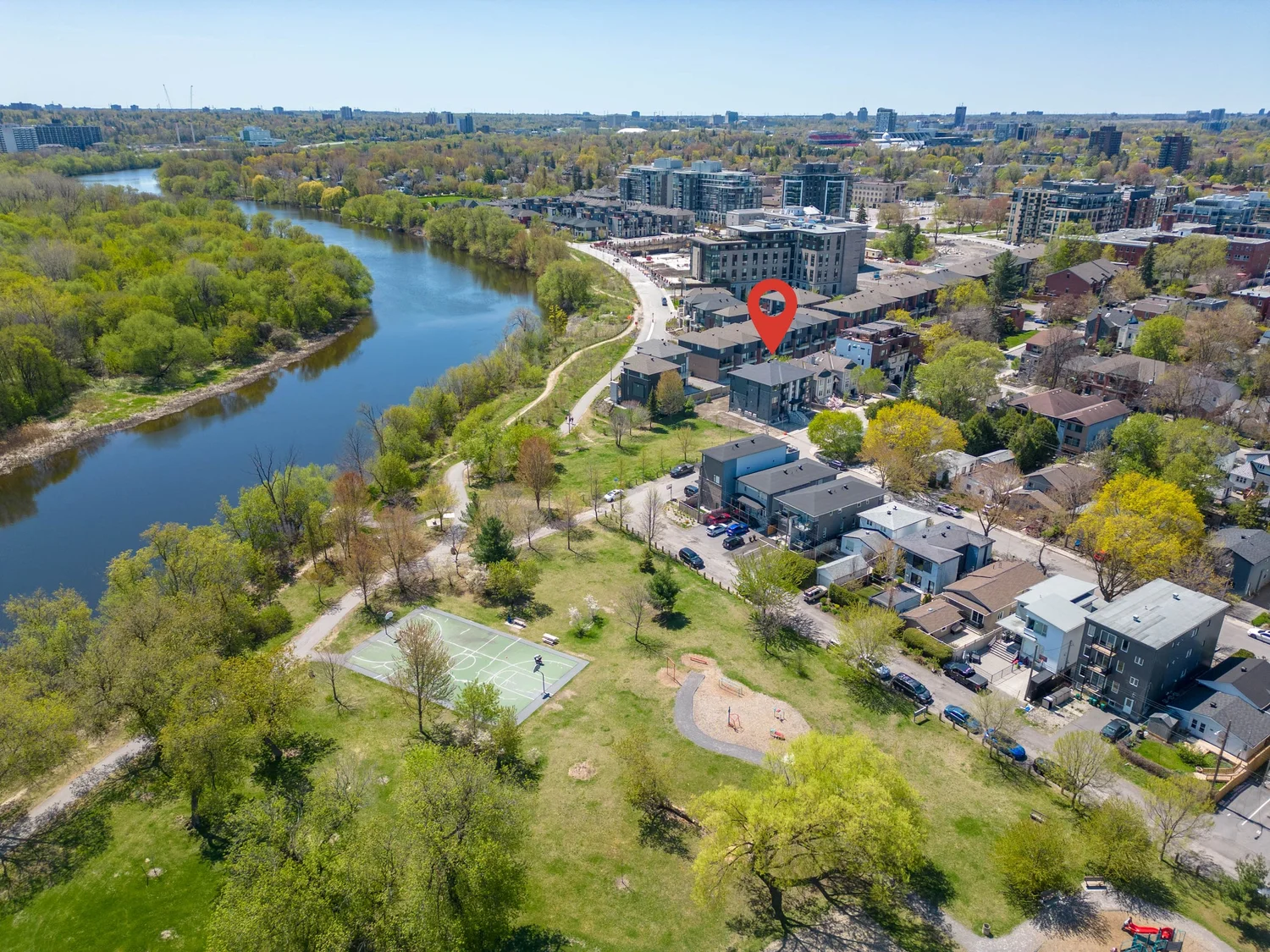 152 Springhurst Avenue, Old Ottawa East, property photography by NVISION 3D — view 1