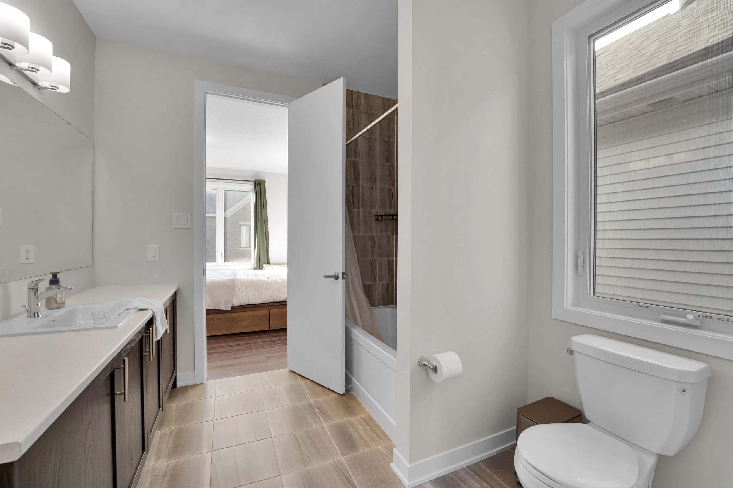 NVISION-3D-Real-Estate-Media-Ottawa-364-peninsula-road-26.jpg