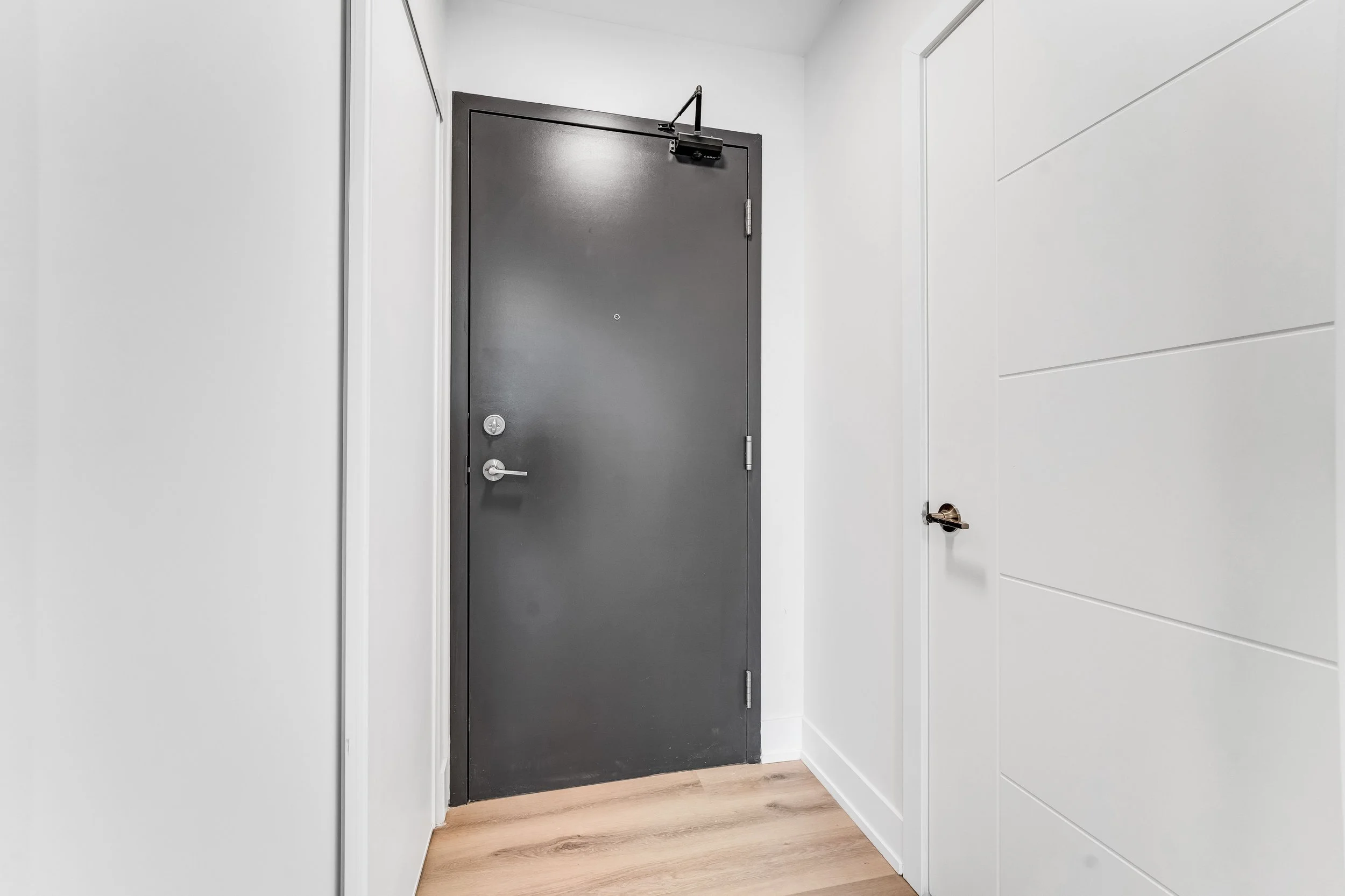 252 Hinchey Avenue Ottawa NVISION 3D Real Estate Photography2.jpg