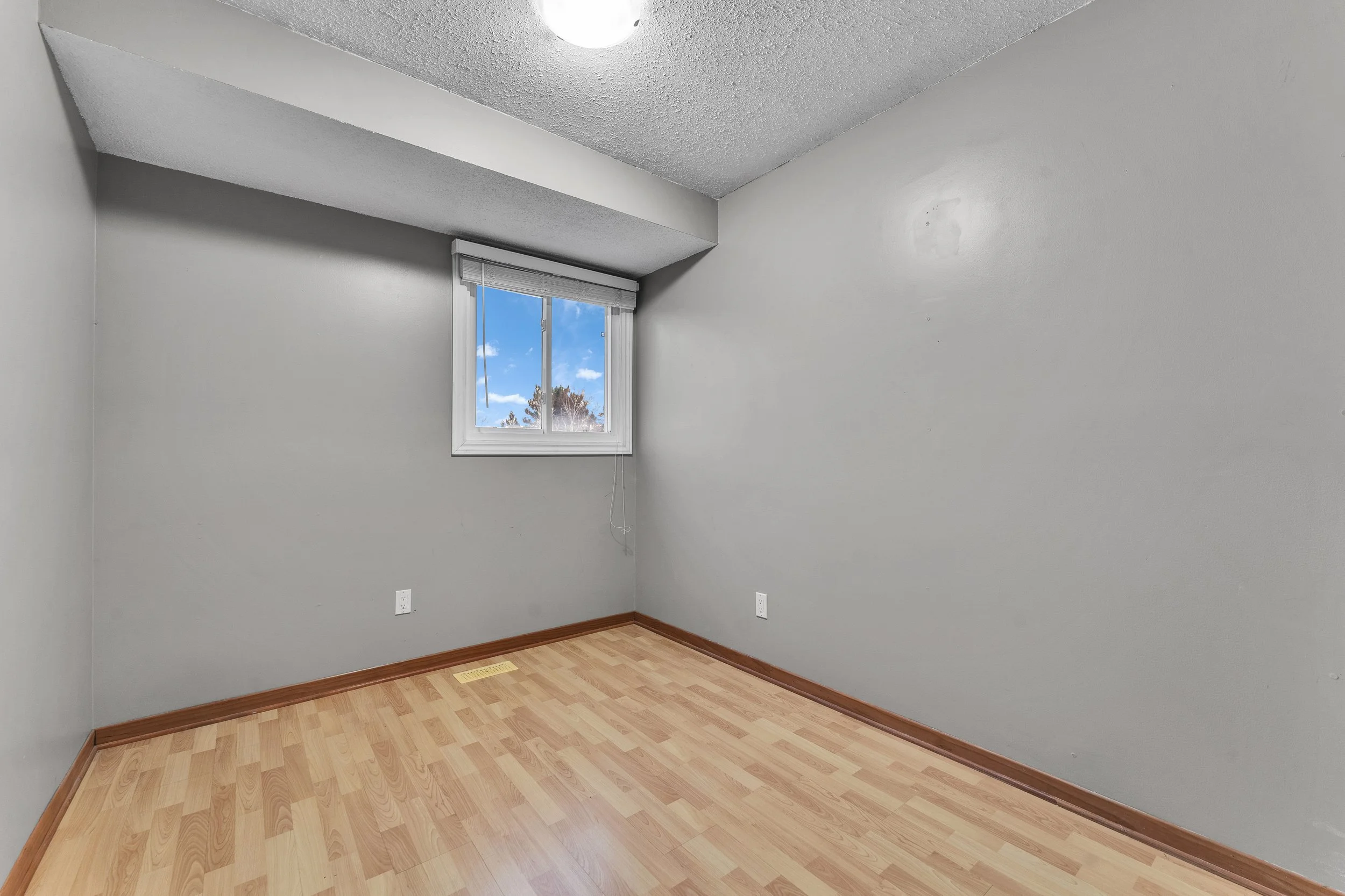 South Keys 61-3344 Uplands Drive Real Estate Media in Ottawa