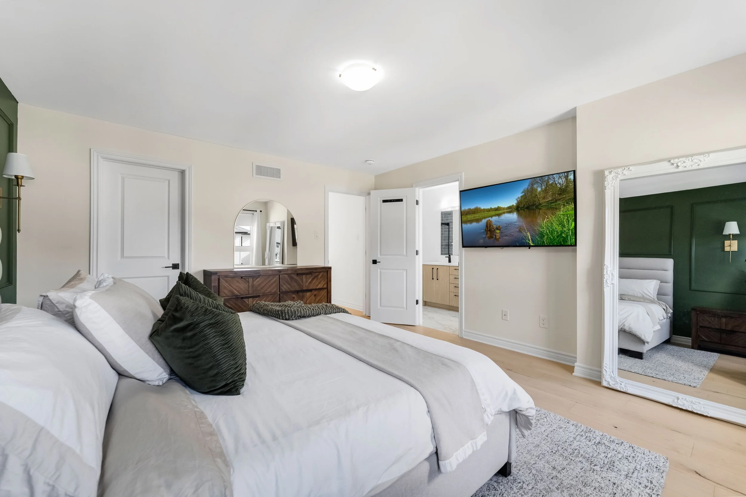 NVISION-3D-Real-Estate-Media-Ottawa-808-chipping-circle-37.jpg