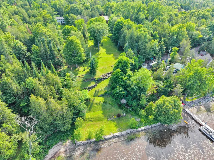 5468 Torbolton Ridge property photograph 138