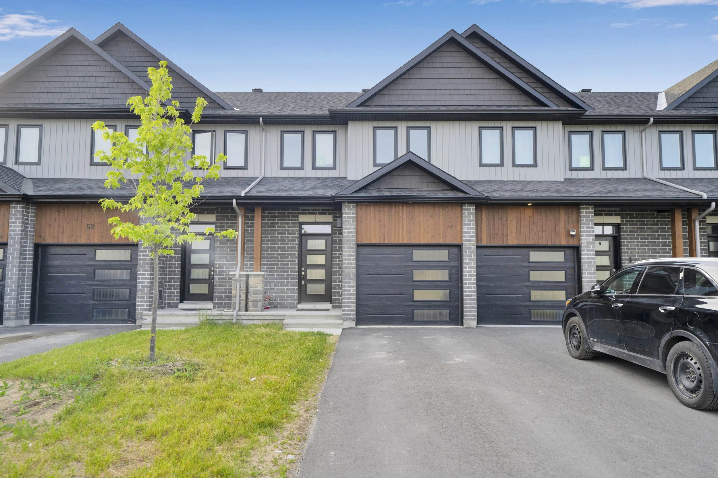 NVISION-3D-Real-Estate-Media-Ottawa-54-Gtiffith-wy-2.jpg