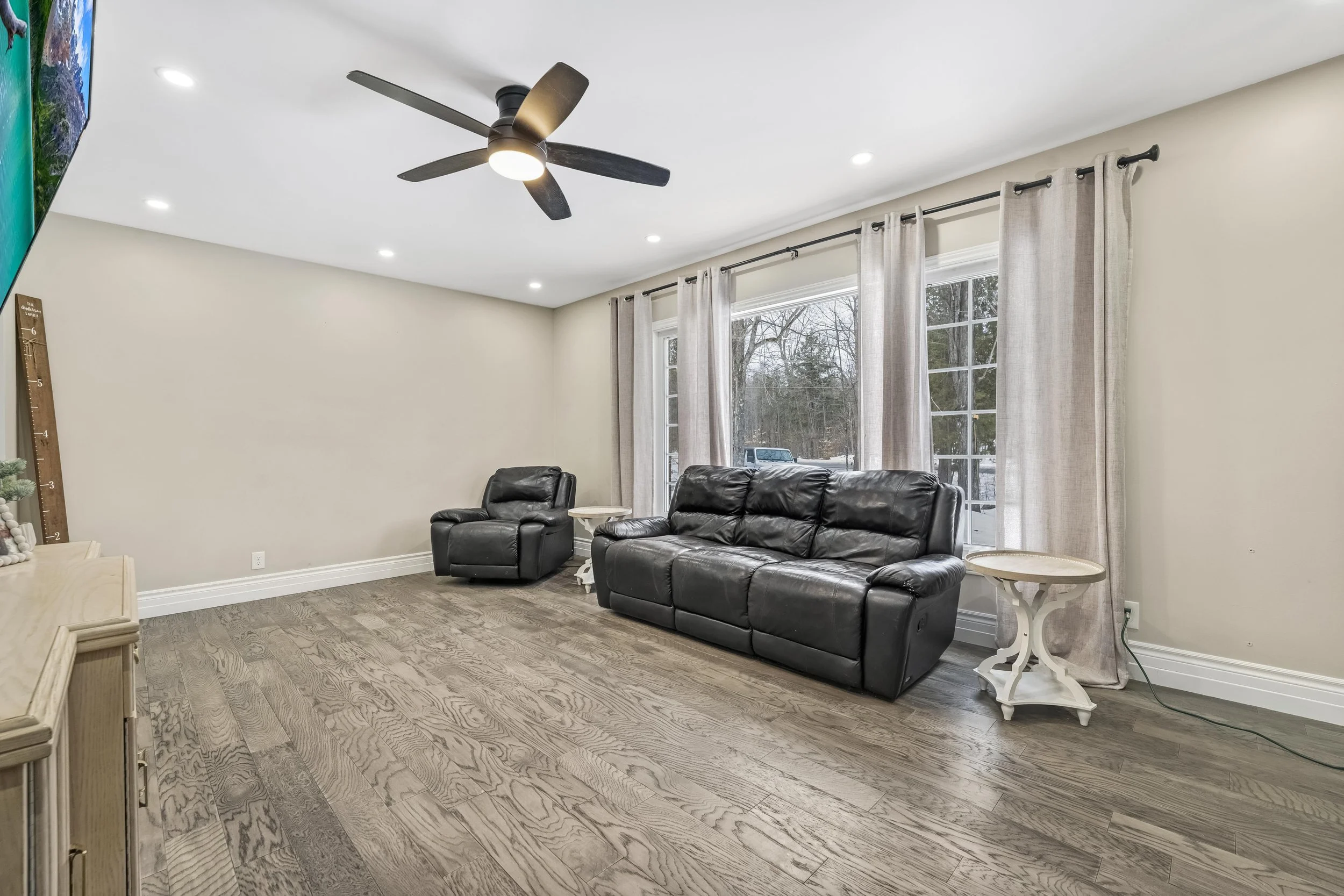 387 Campbell Side Road Real Estate Photography Lanark County NVISION 3D