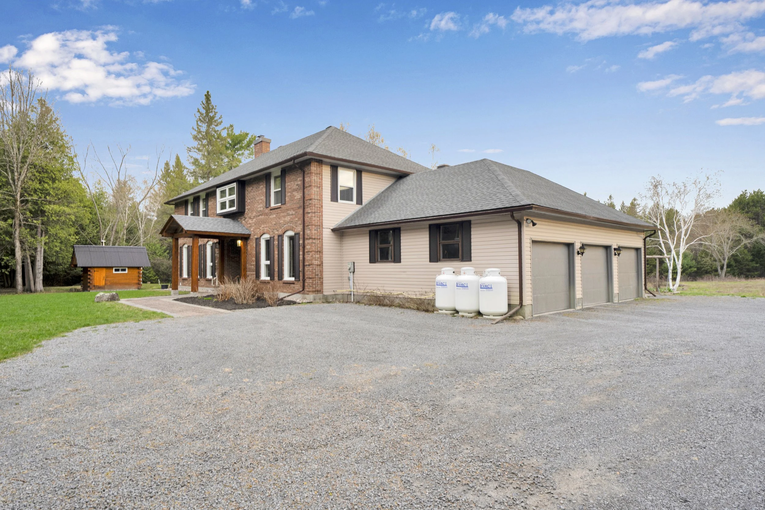NVISION-3D-Real-Estate-Media-Ottawa-2529-Marshwood-Road-Sophia-4.jpg