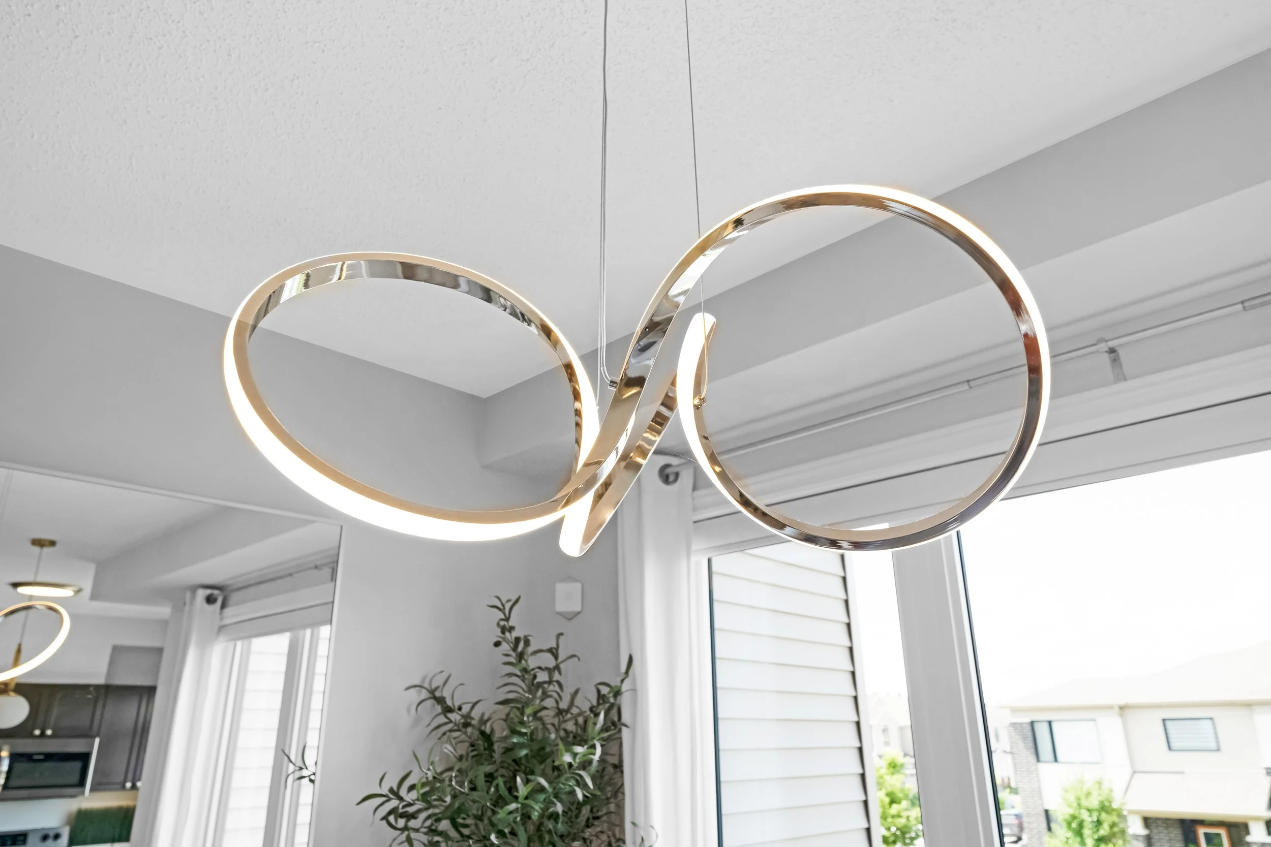 Ottawa Airbnb Photography 618 Bellatrix Walk