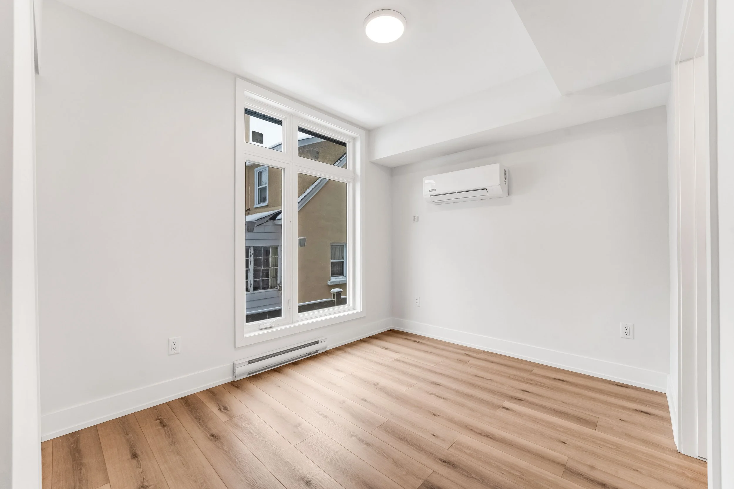 252 Hinchey Avenue Ottawa NVISION 3D Real Estate Photography11.jpg