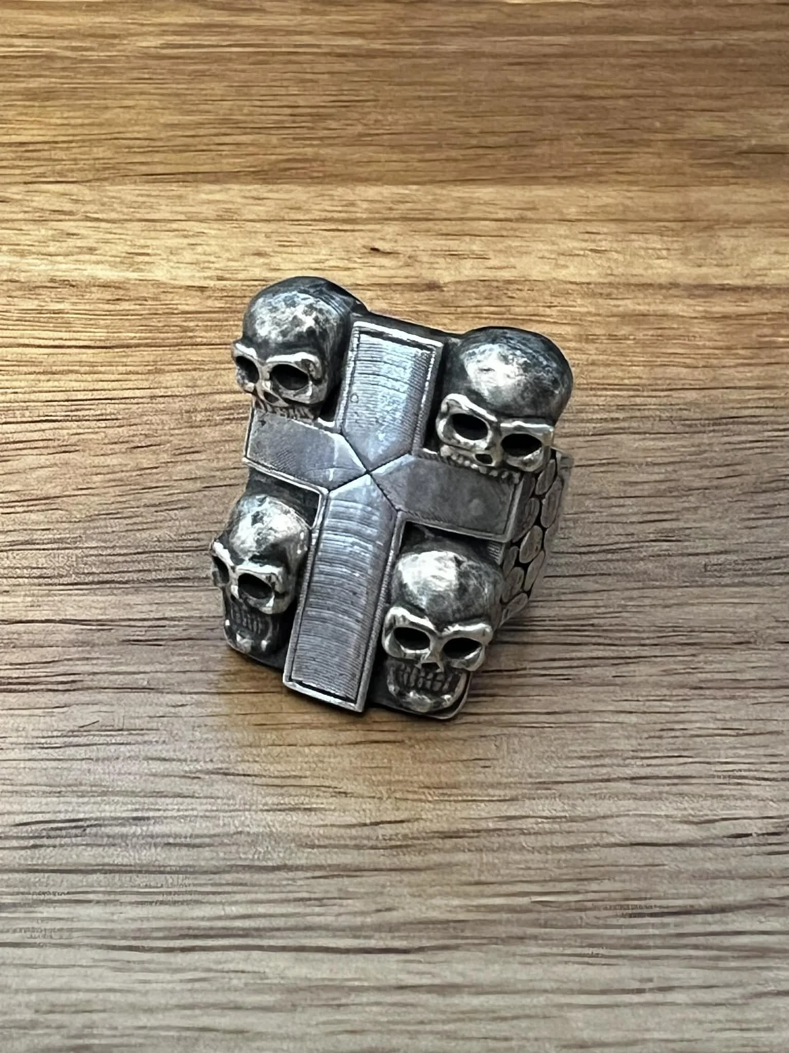 4 Skull and Cross Ring