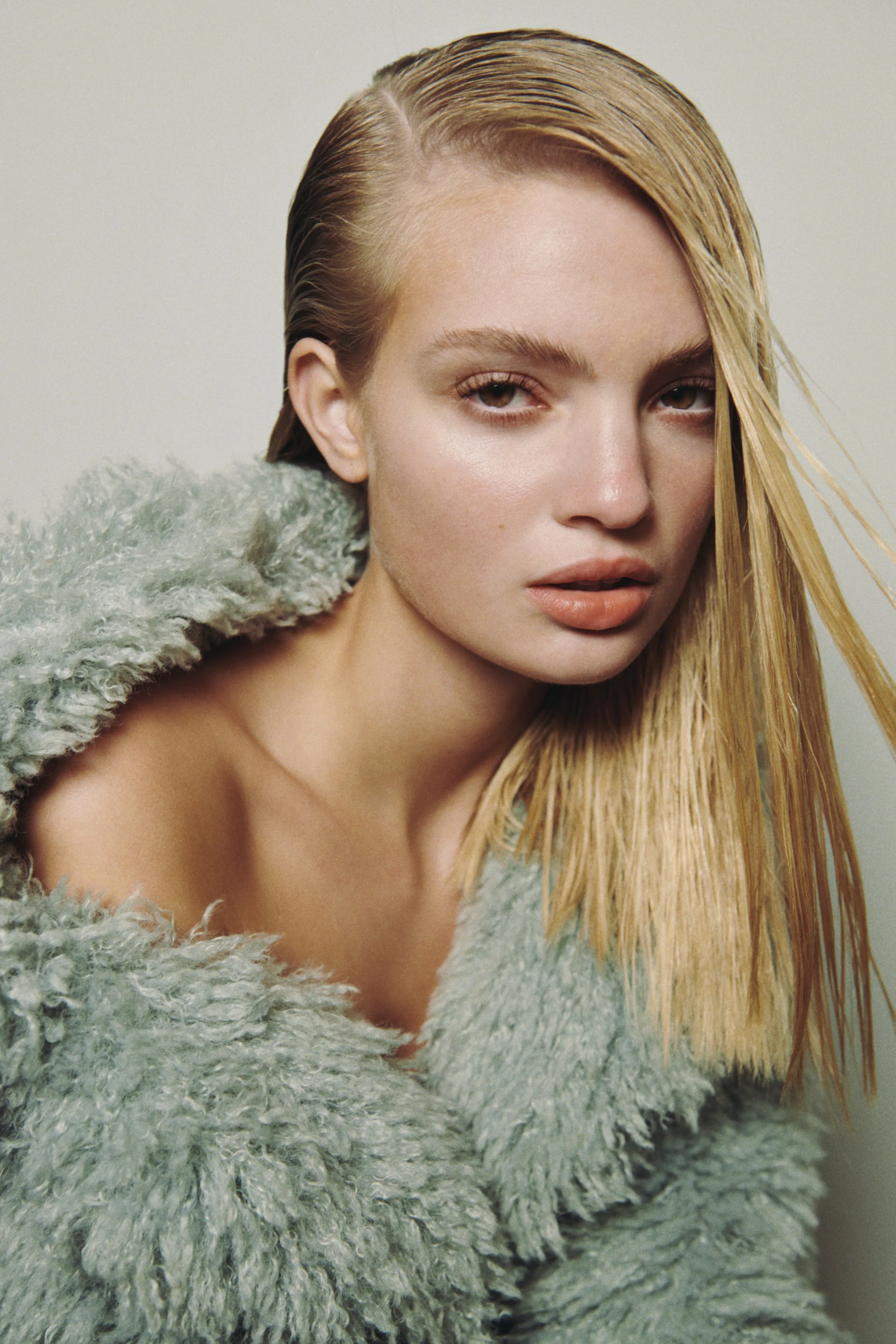 Elle Q at Ford LA 04242.jpg