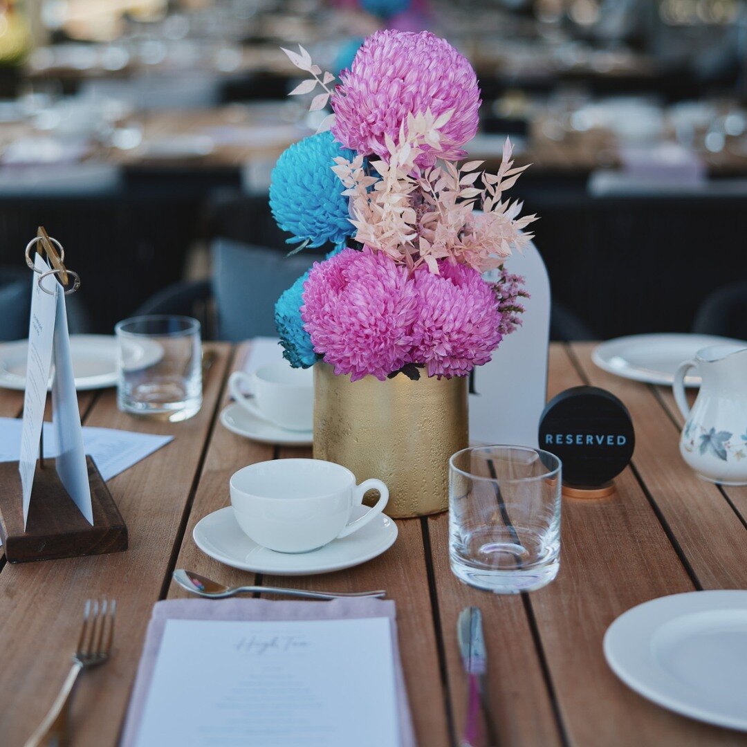 We're reliving the magic of the Takapoto Classic 2024 ✨  More moments captured with the latest photography drop - we're loving the sun and smiles! Starting with what was the Anne Symes Derby High Tea event 🍵🍰

#takapotoestate #takapotoestateshowjum