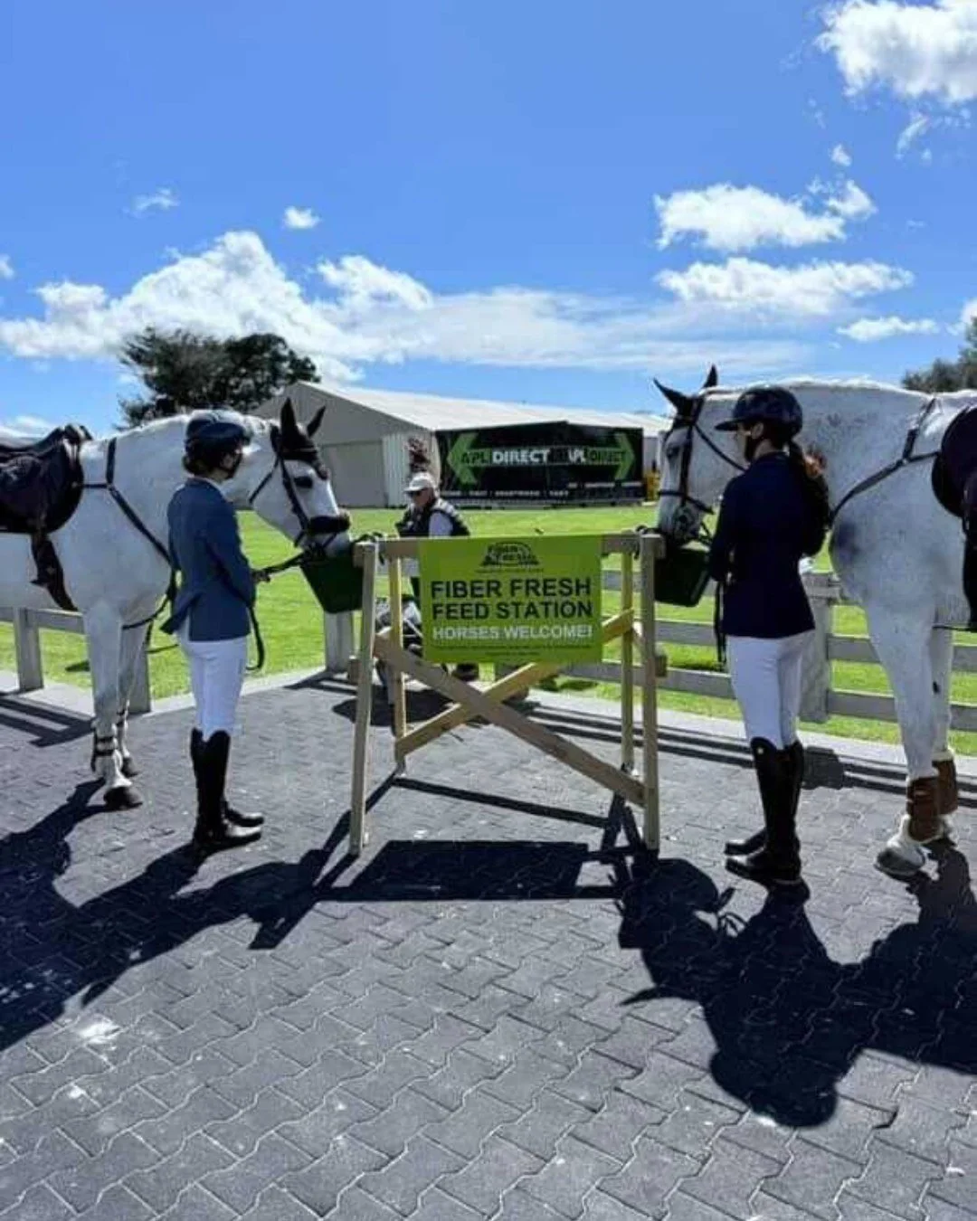 Riders! 🏇 Don&rsquo;t forget to check out the @fiber_fresh Feed Station at Spring Cups - your horse will thank you 💚

#horseswelcome #fuelledbyfiberfresh #takapotoestate #takapotoestateshowjumping #springcups2025