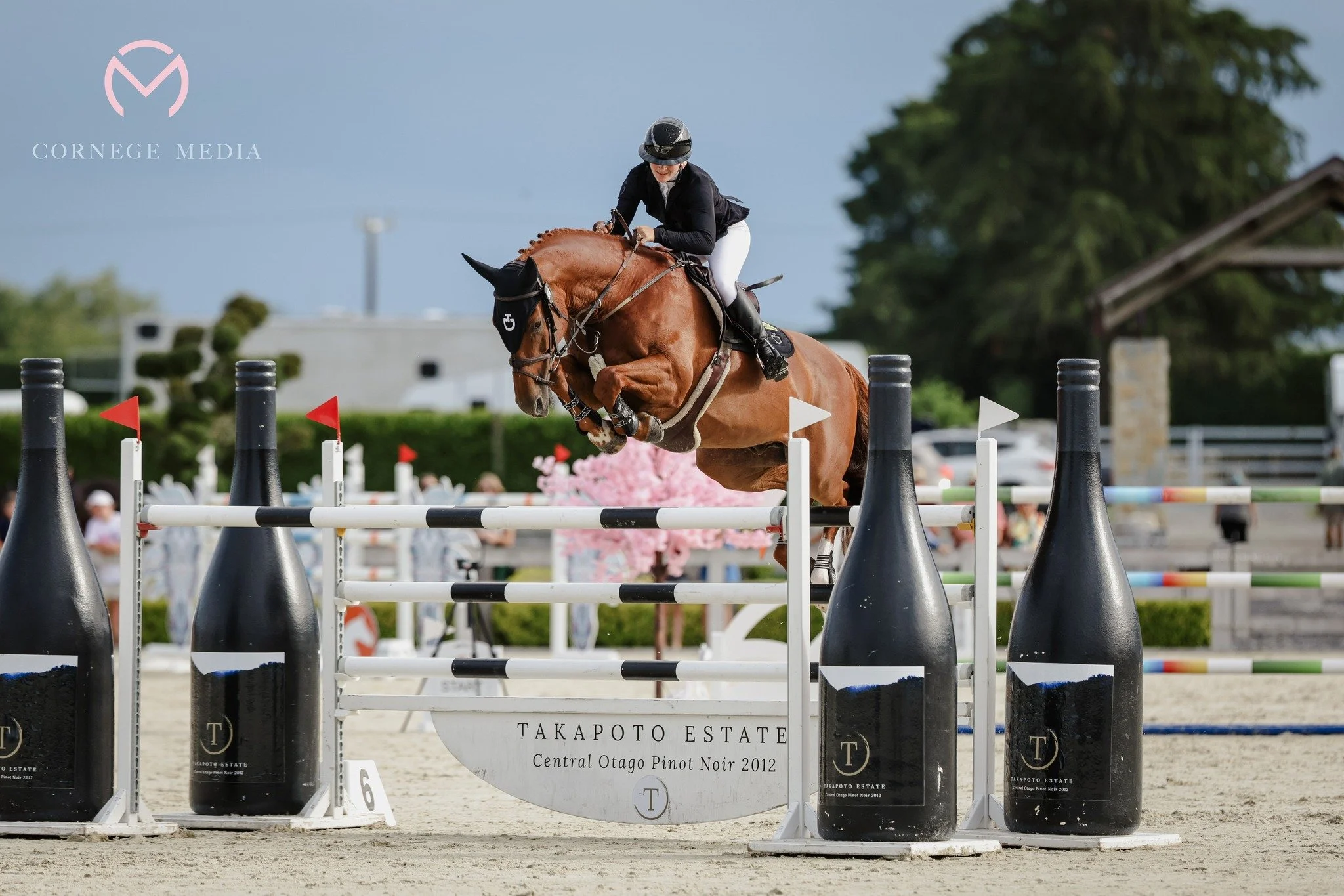 Cornege Media was capturing all the action over the weekend ✨ How irresistible is it to see you and your horse with the backdrop of Takapoto Estate? We get the feels🐎

📸 Visit the gallery to view and purchase your imagery - visit link-in-bio.

Phot