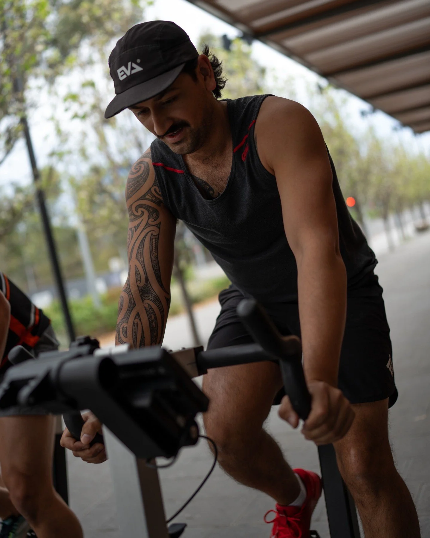 Standards are built before the session starts.

How you walk into the gym matters.
�Not just physically &hellip; mentally.

When progress stalls&hellip;�When results feel slower than expected&hellip;�When you start questioning the program, the plan, 