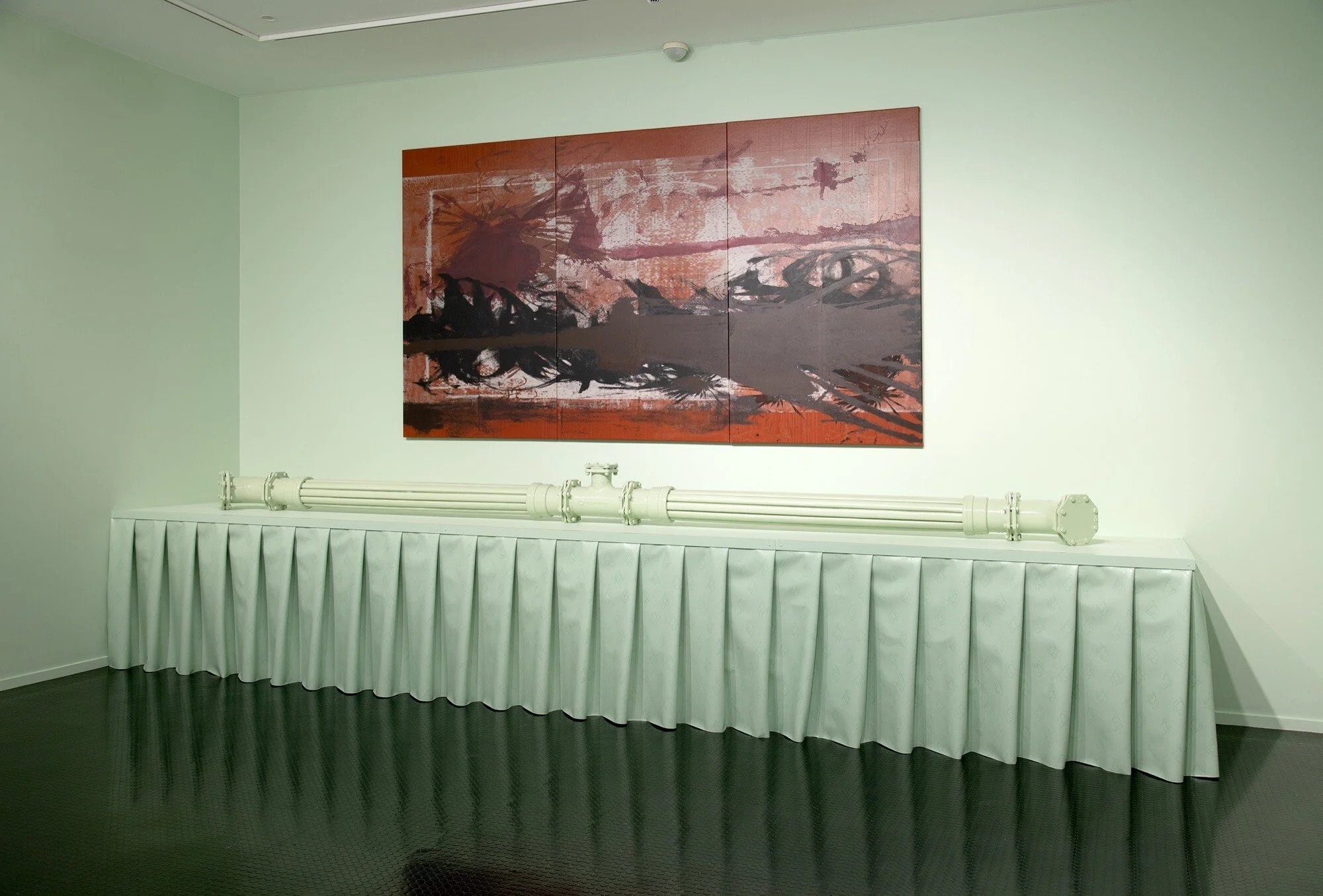 “The Graven Image | Alexandra Peters” The Warrnambool Art Gallery Exhibition Review | MeMo Review