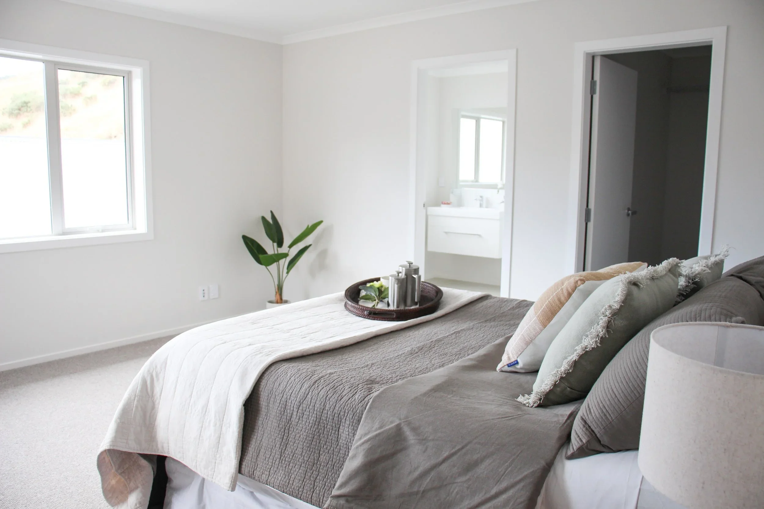 Comfortable bedrooms in spacious family home wellington