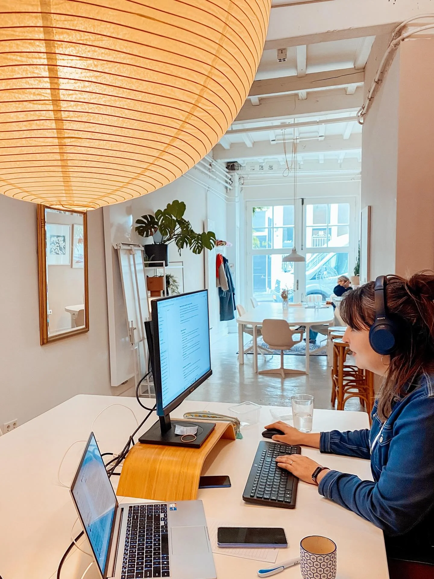 WIST JIJ - dat je bij ons ook een schermplekkie kunt boeken?💡 Veel beter voor je nek, gek! We hebben er drie :)