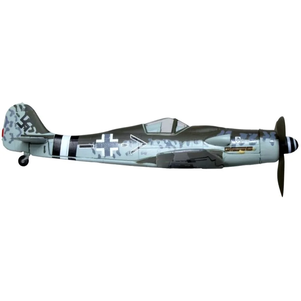 white-AC113 FW 190 04.jpg