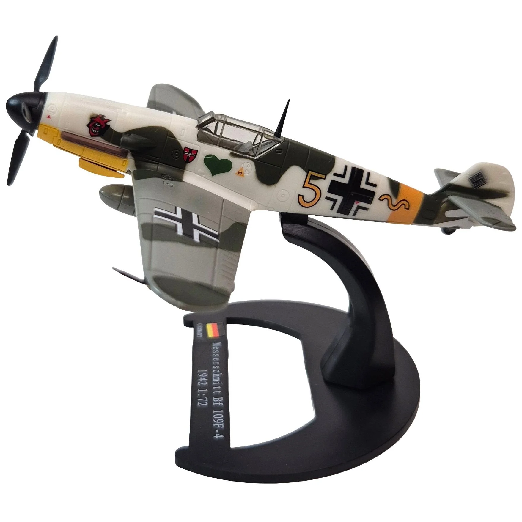 white-MAG PU06 Messerschmitt Bf 109F-4 (1942) 02.JPG