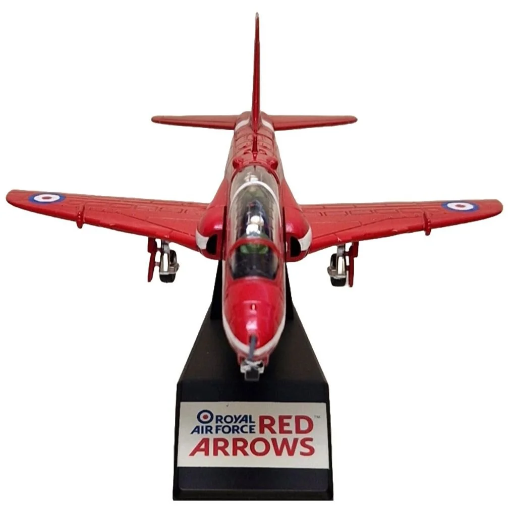 white-RAF Red Arrows 05.JPG