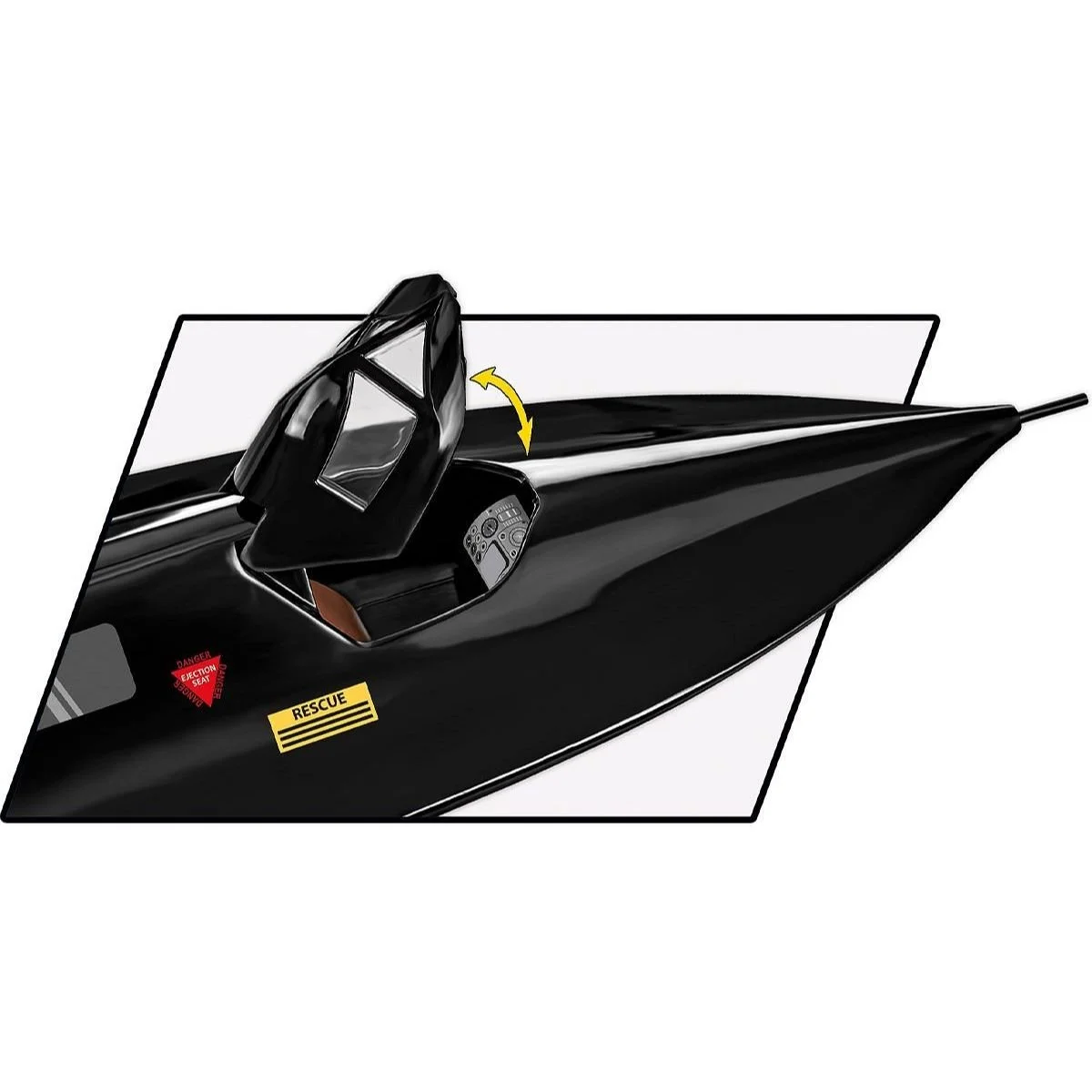 white-5890-Lockheed SR-71 Blackbird-Executive Edition-feature-3.jpg