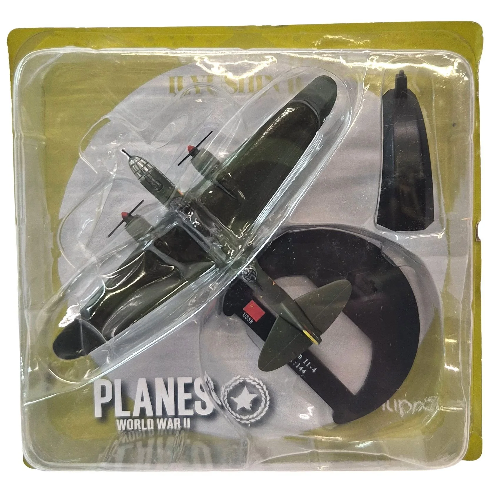 white-MAG PU01 Ilyushin I1-4 (1942)  Box.JPG