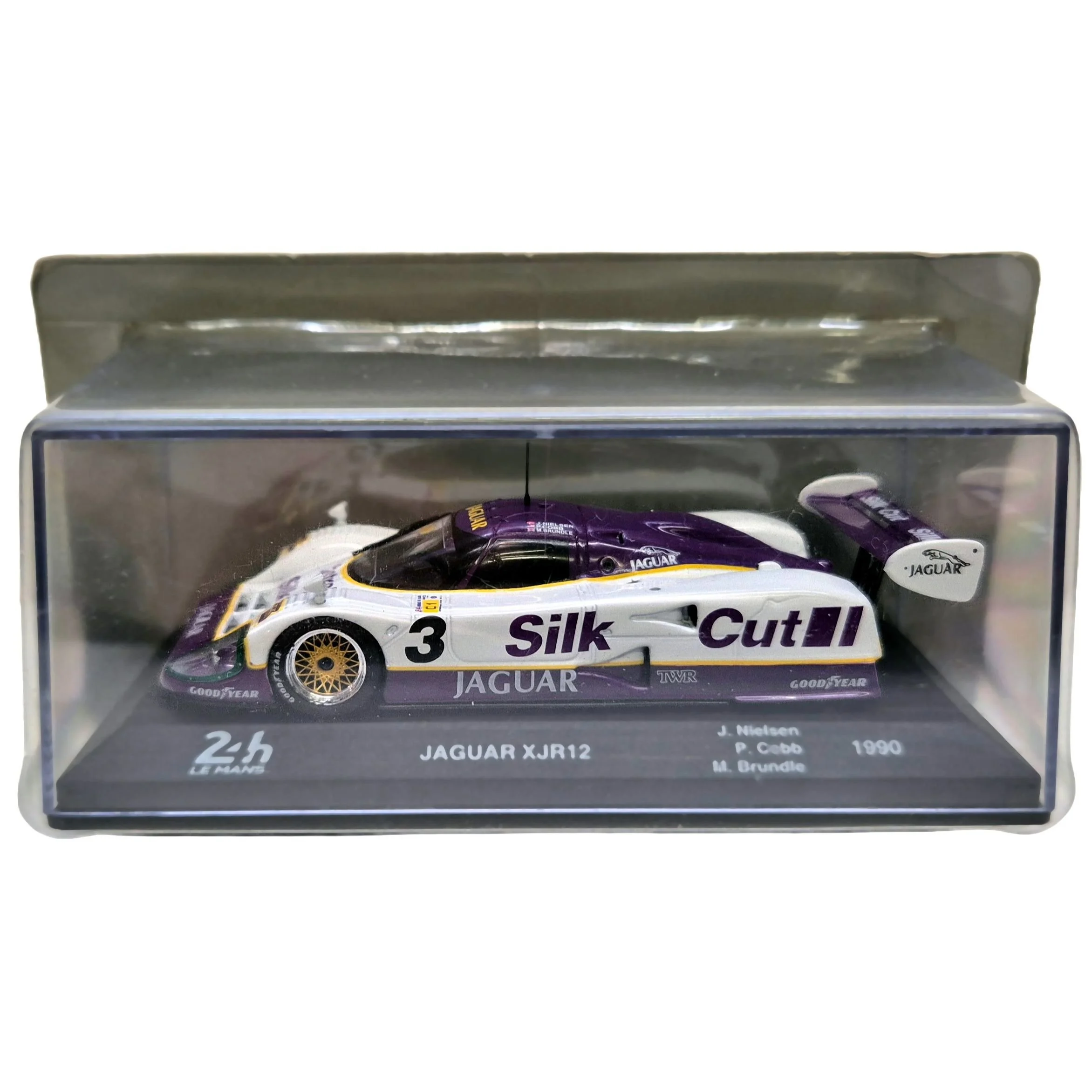 white-PA10 Jaguar XJR12 #3 1990 Nielsen Cobb Brundle - Silk Cut 05.JPG