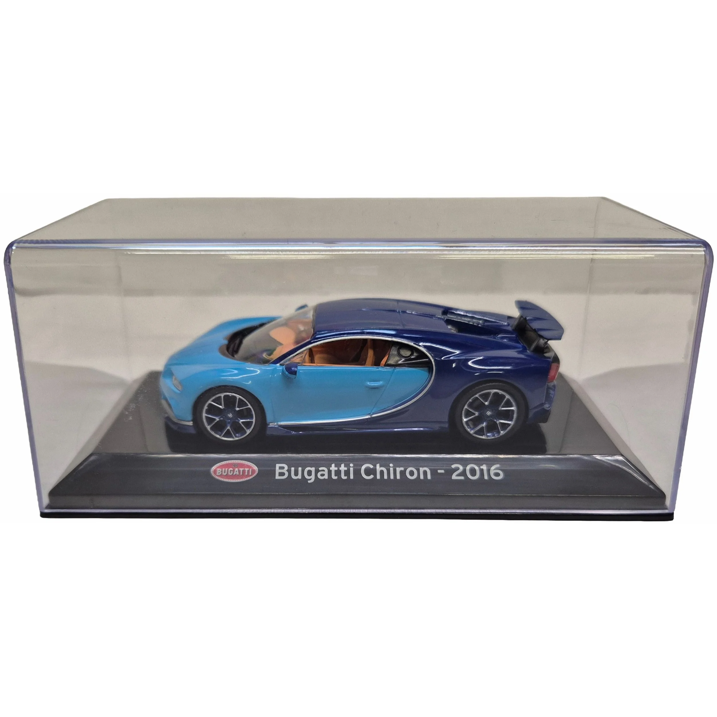 white-MAG PF03 Bugatti Chiron 2016 01.JPG